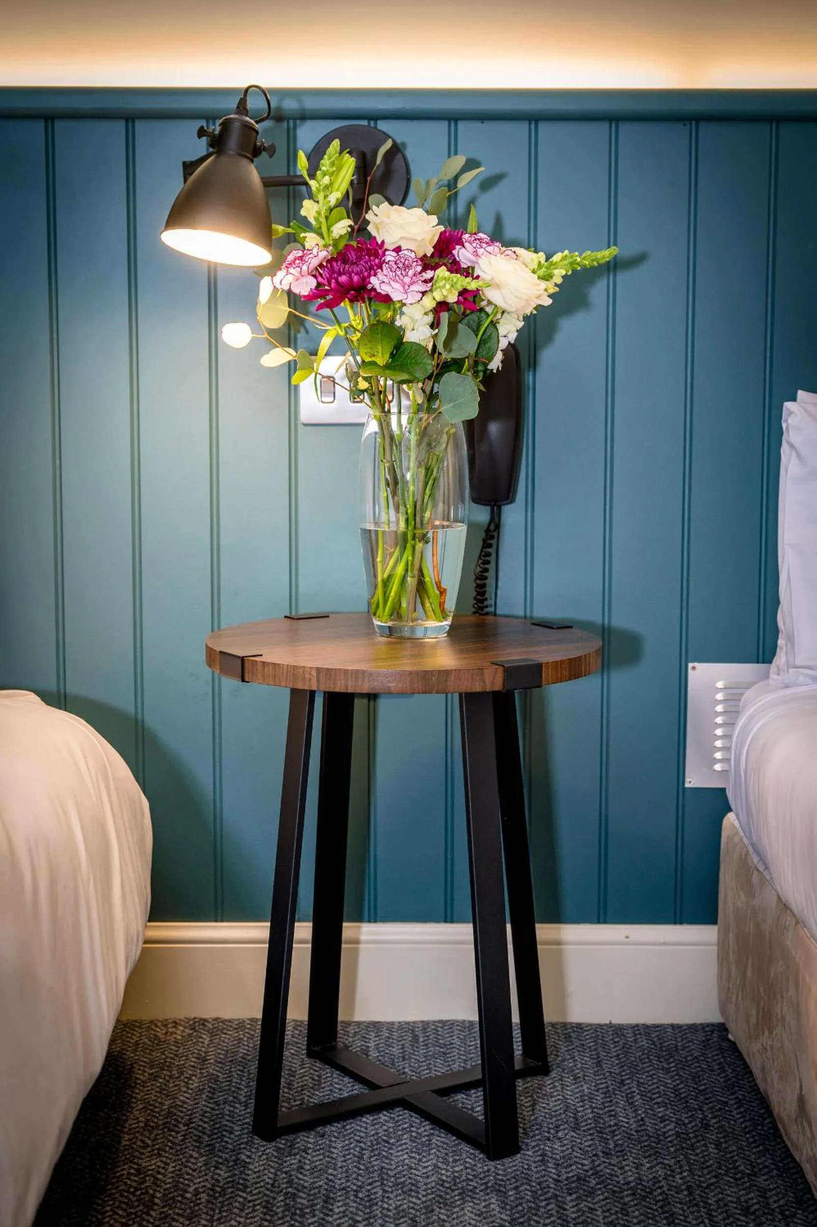 Bedroom, Bed in Loch Ness Inn