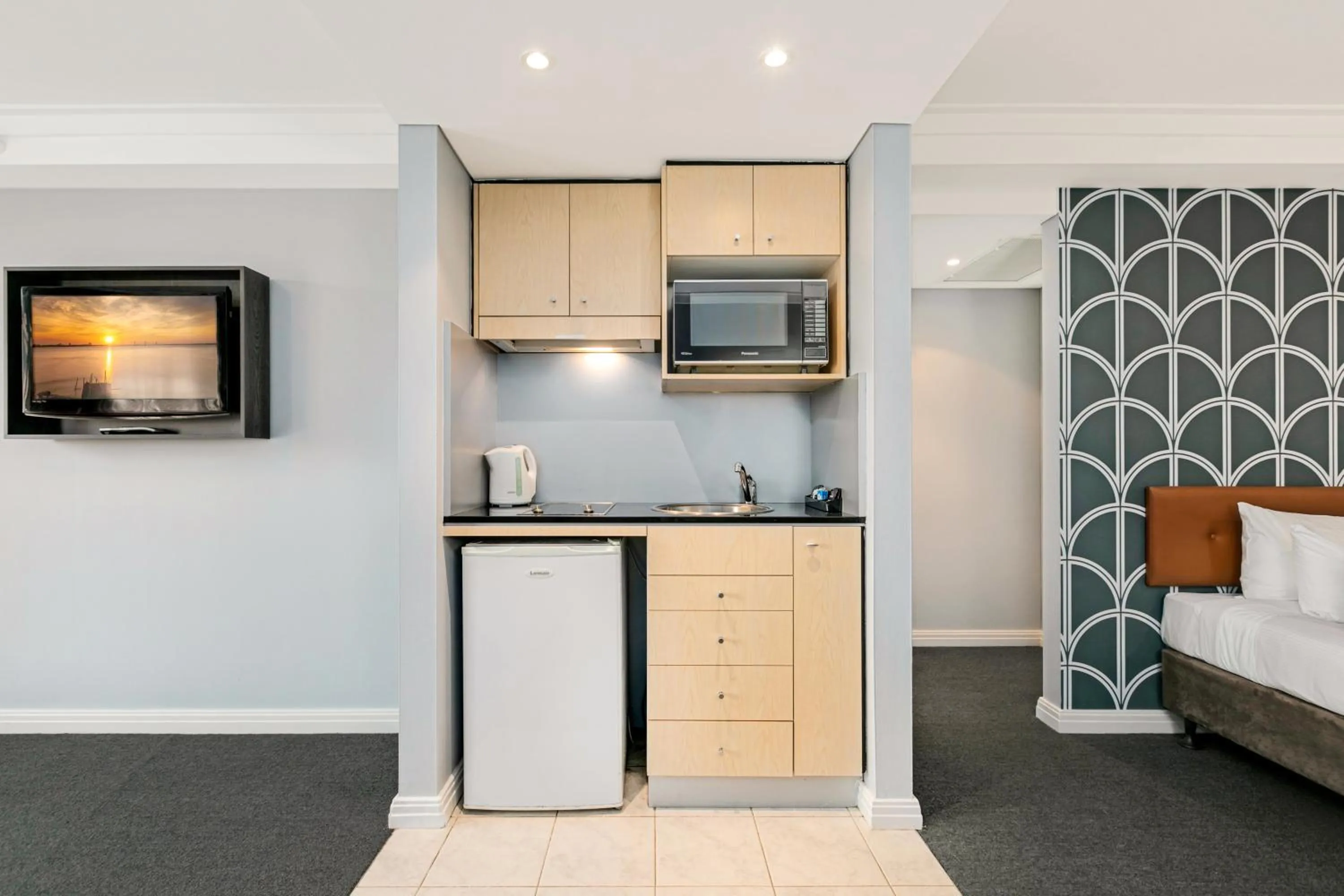Kitchen or kitchenette in Mantra Sydney Central