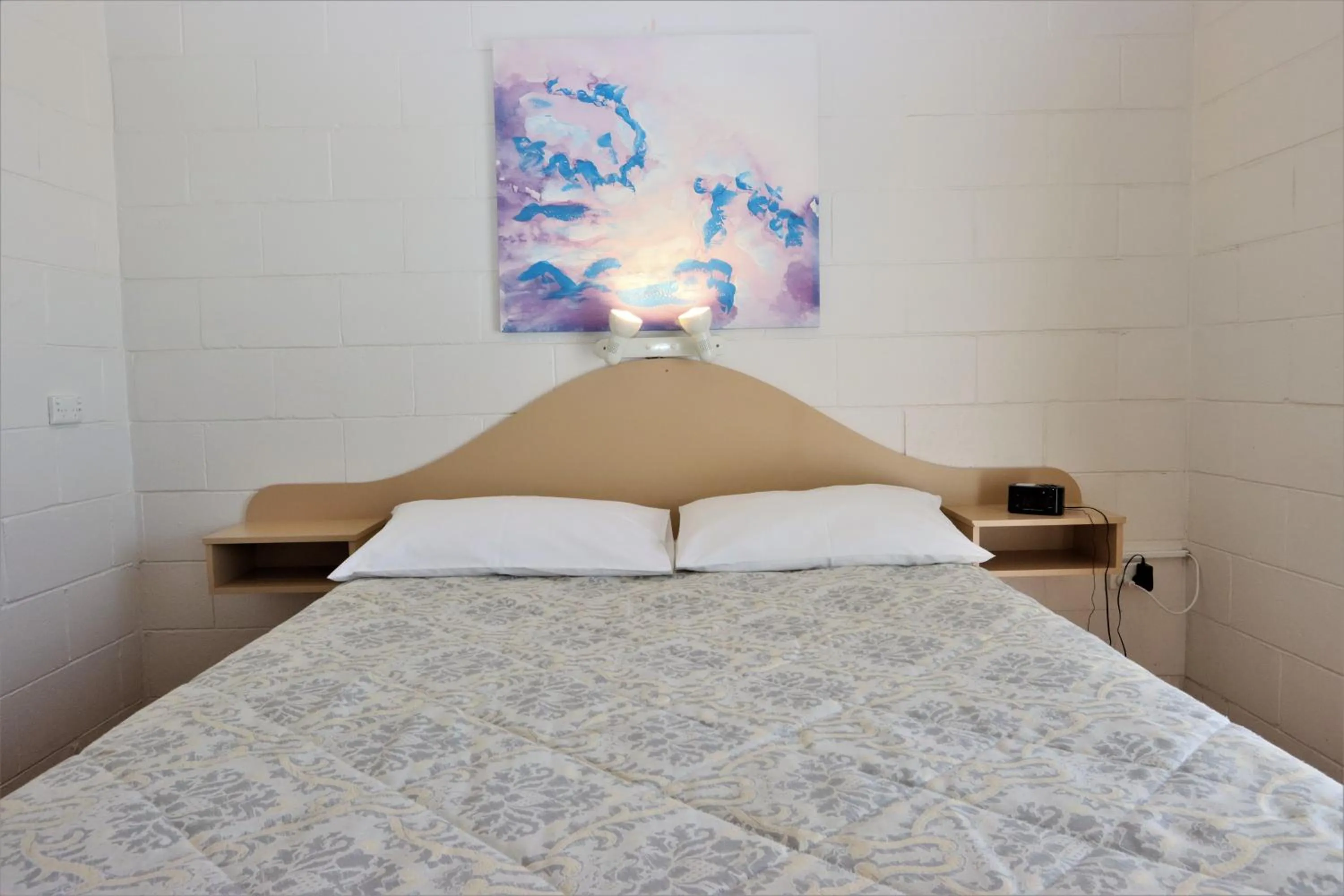 Bed in Lake Edge Apartments