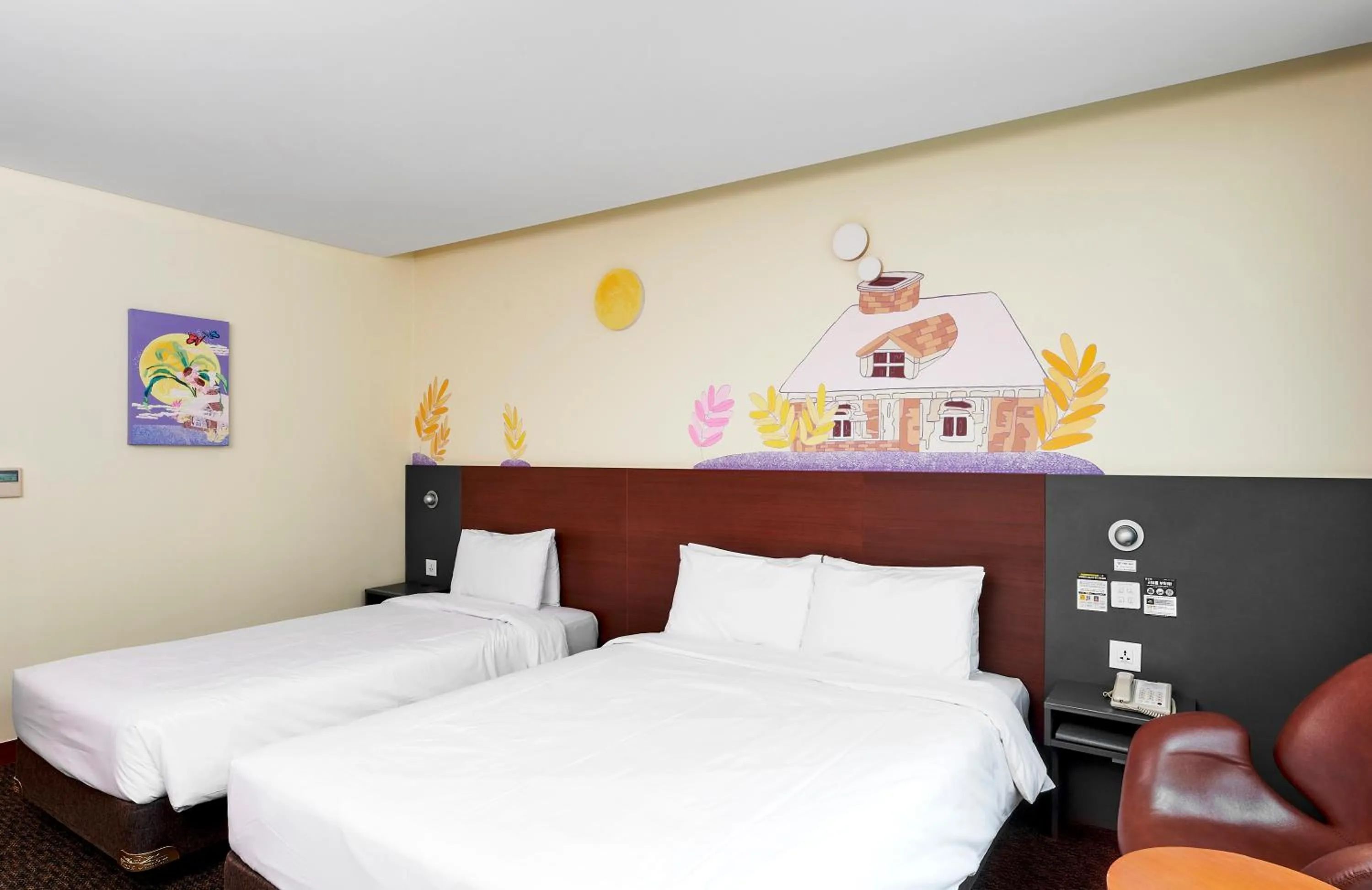 Photo of the whole room, Bed in Hotel Skypark Kingstown Dongdaemun