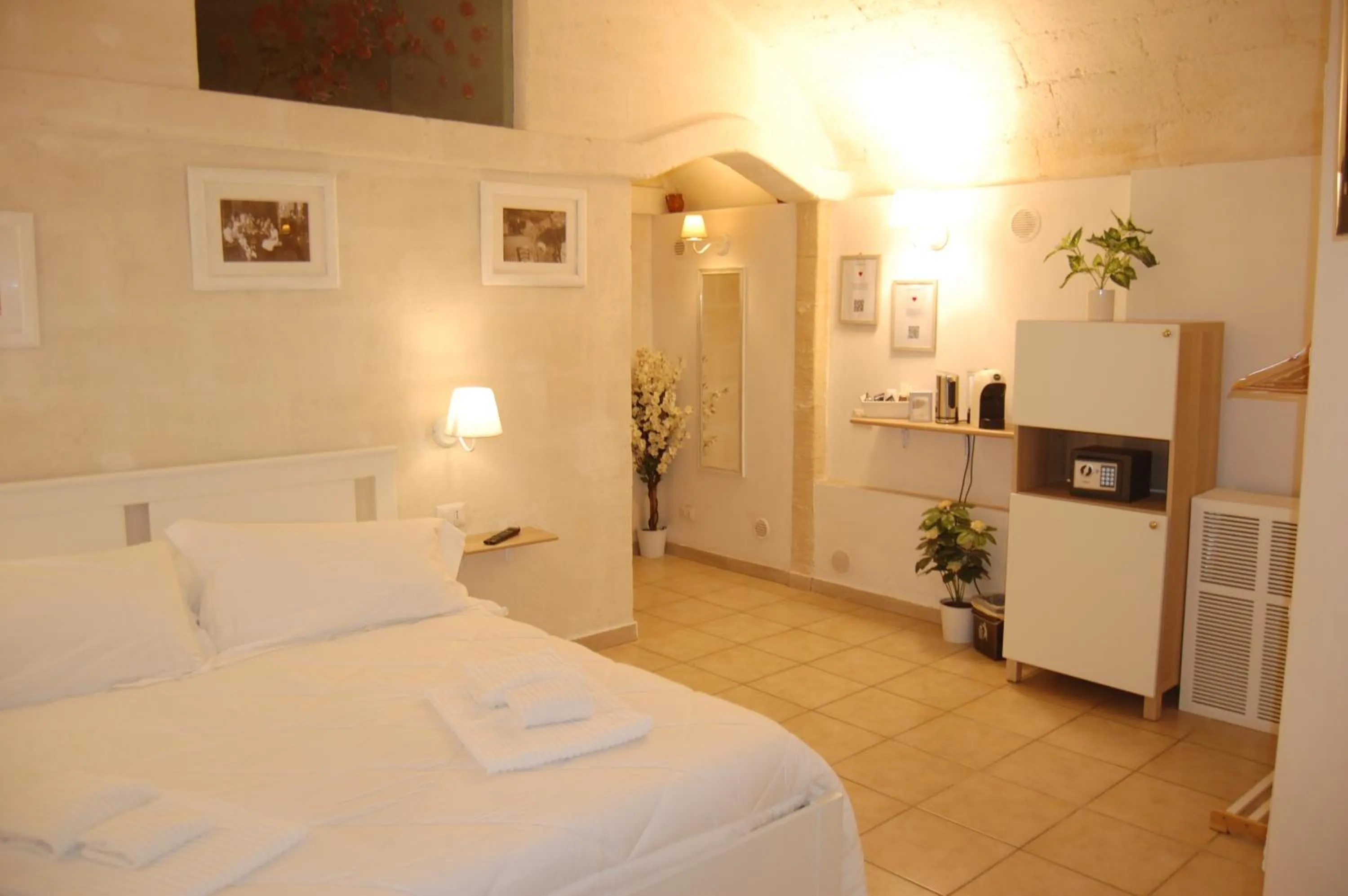 Bedroom, Bed in Antica Mateola