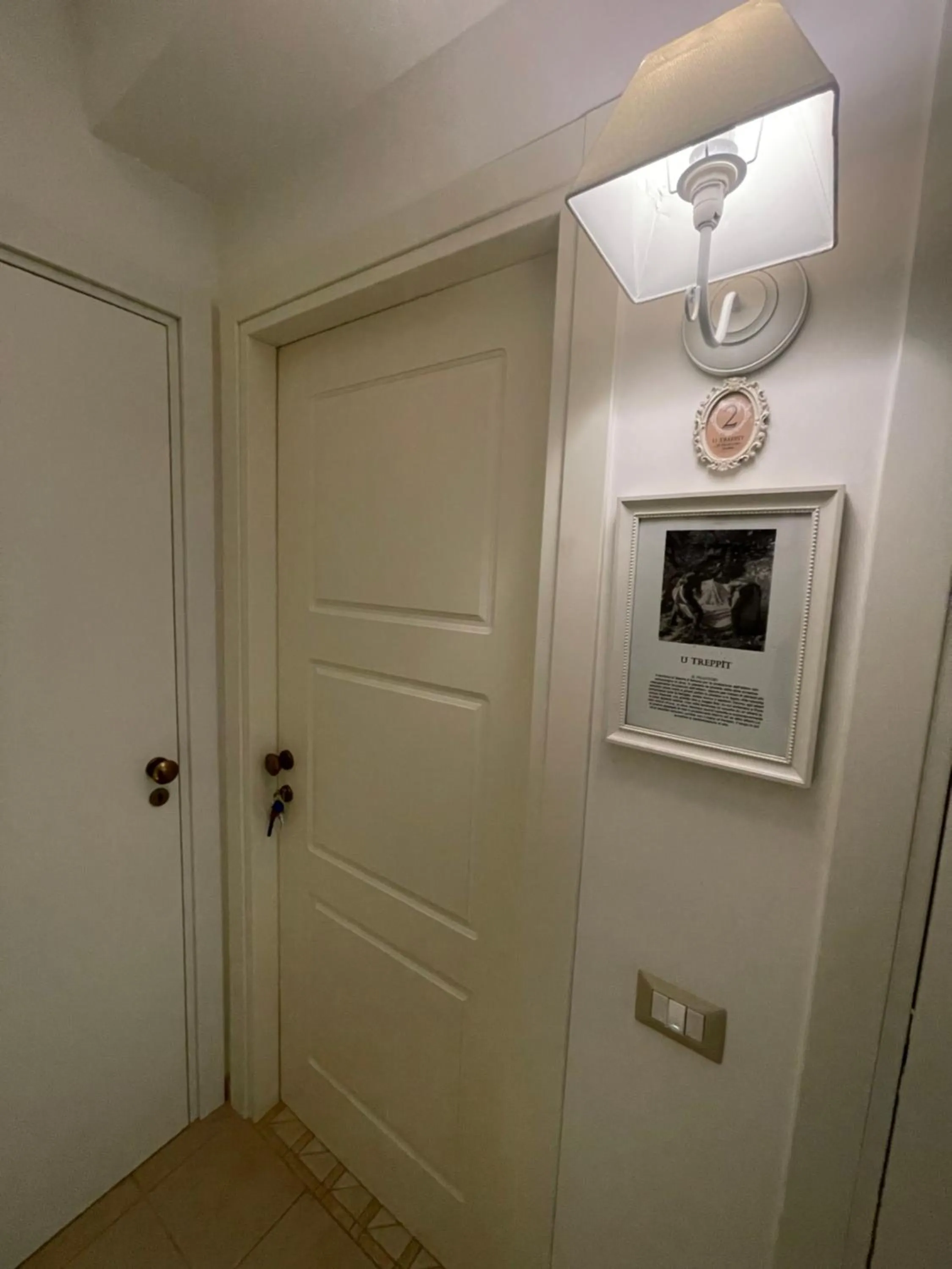 Facade/entrance in Antica Mateola