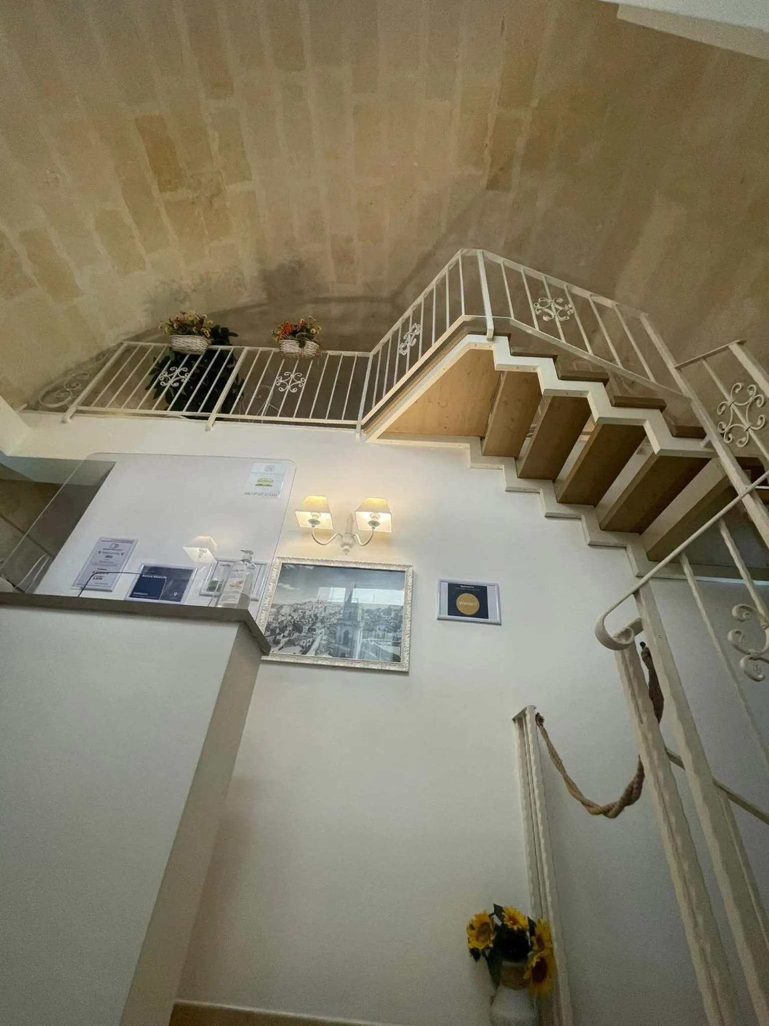 Facade/entrance in Antica Mateola