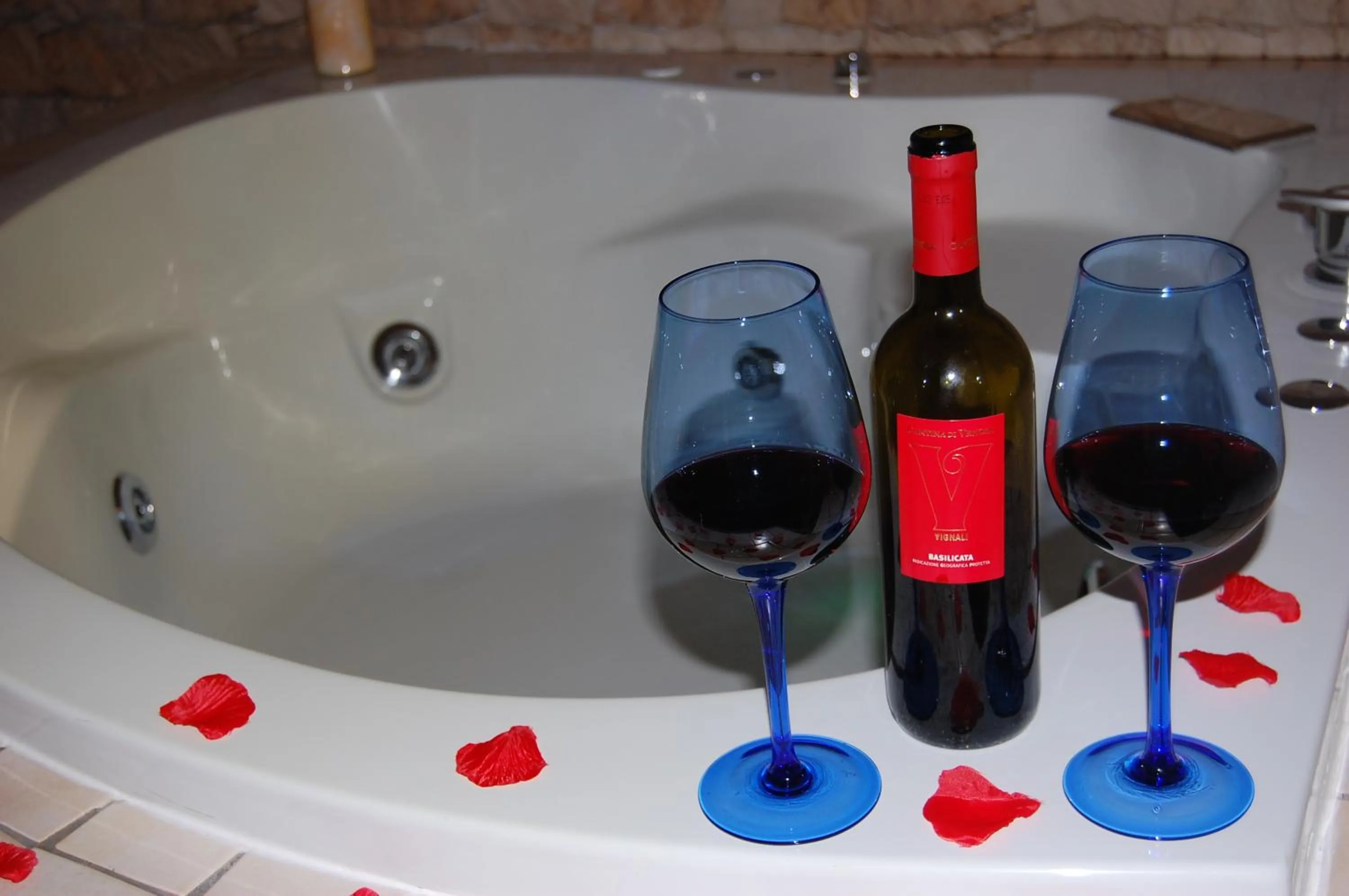 Hot Tub in Antica Mateola