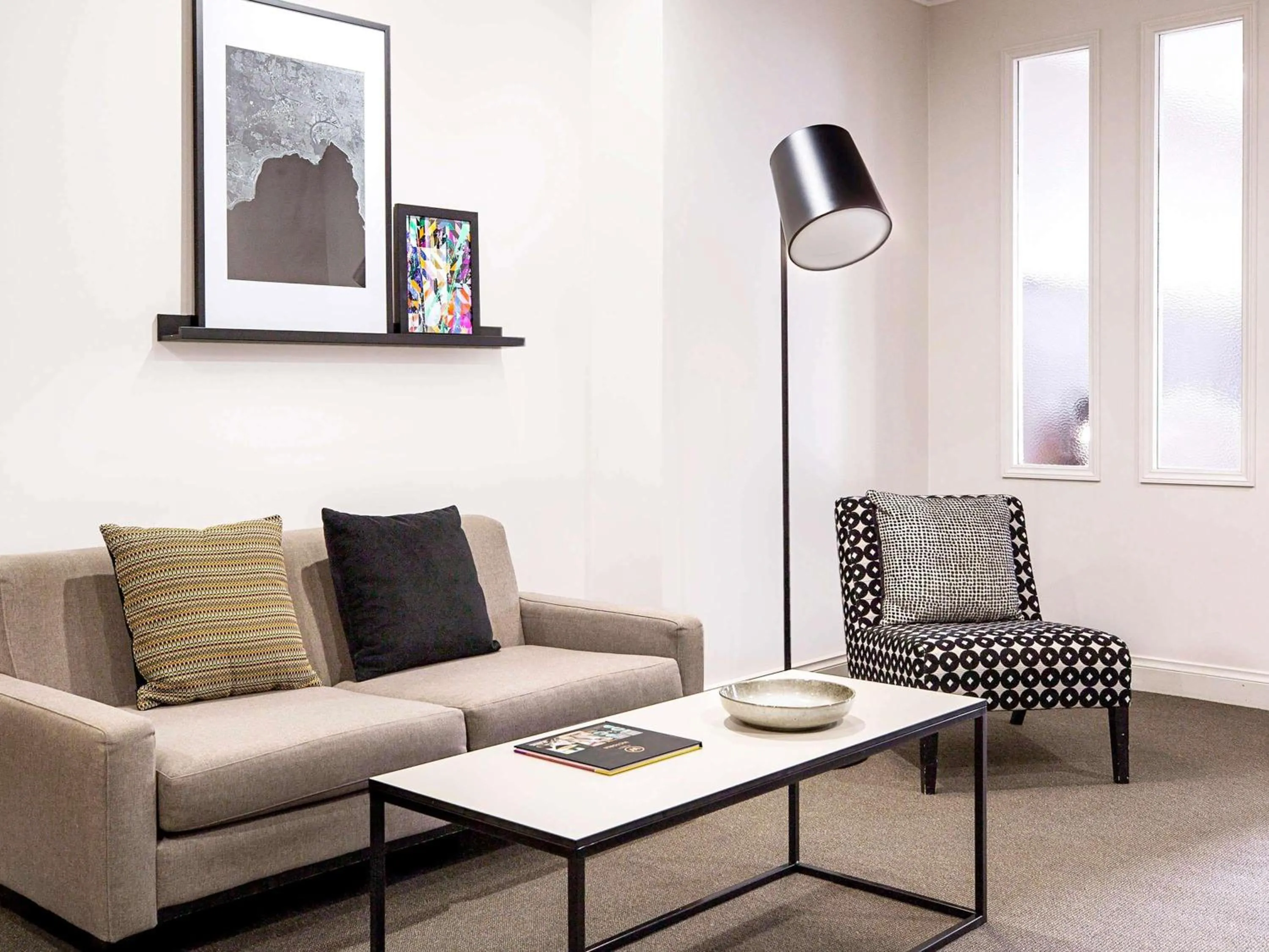 Property building in Mantra on Little Bourke Melbourne