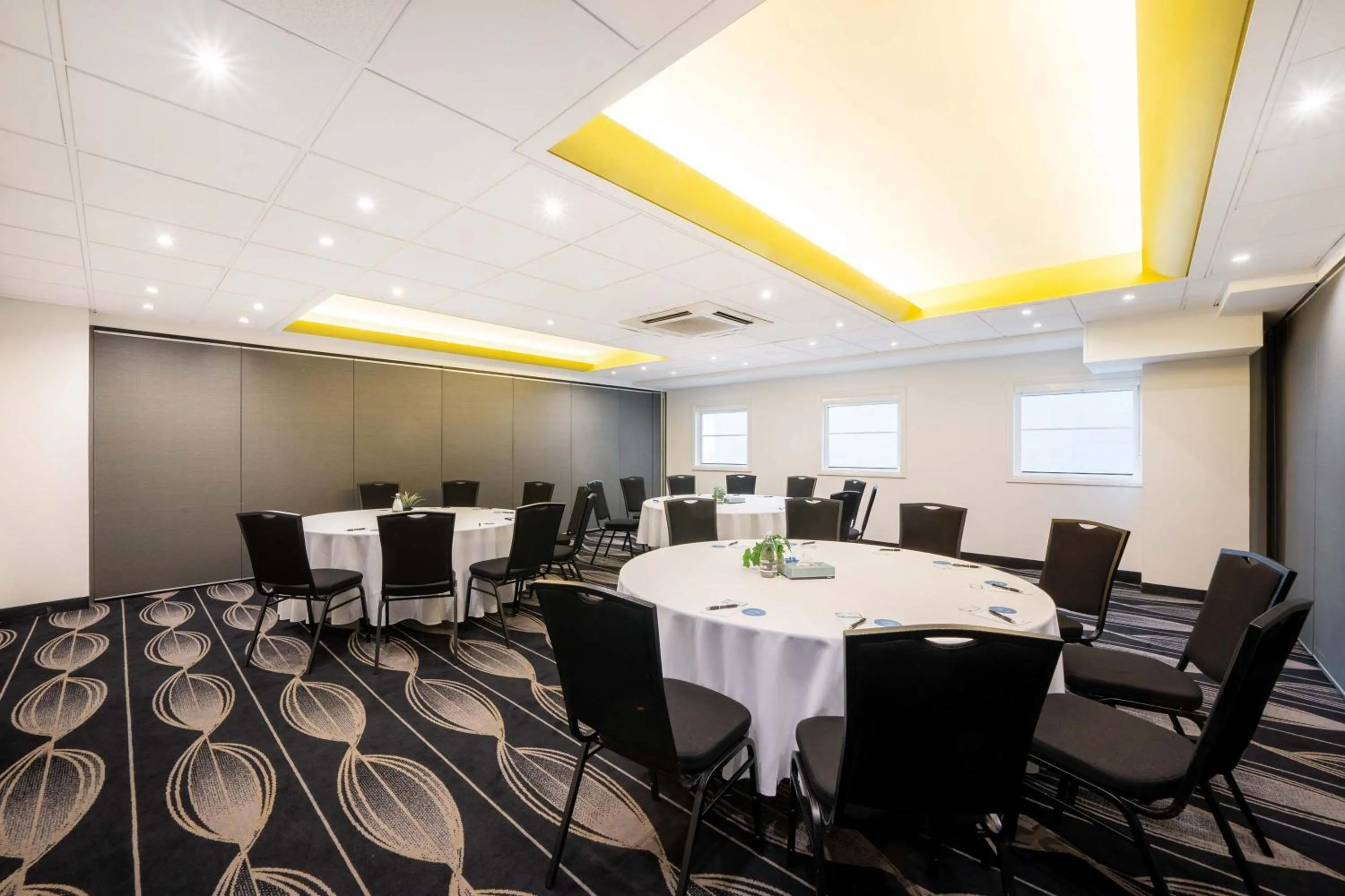 Meeting/conference room in Mantra on Northbourne