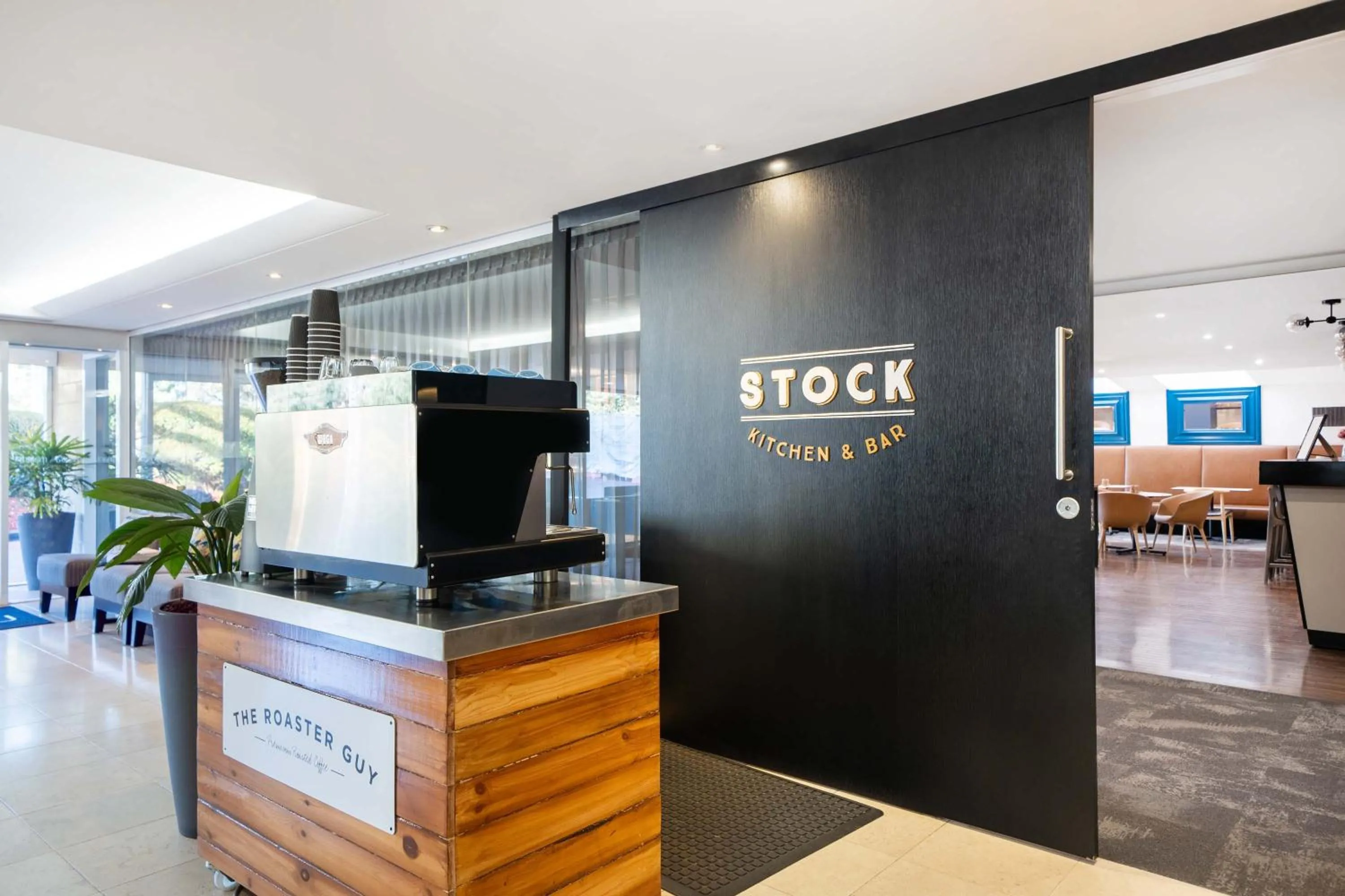 Restaurant/places to eat in Mantra on Northbourne