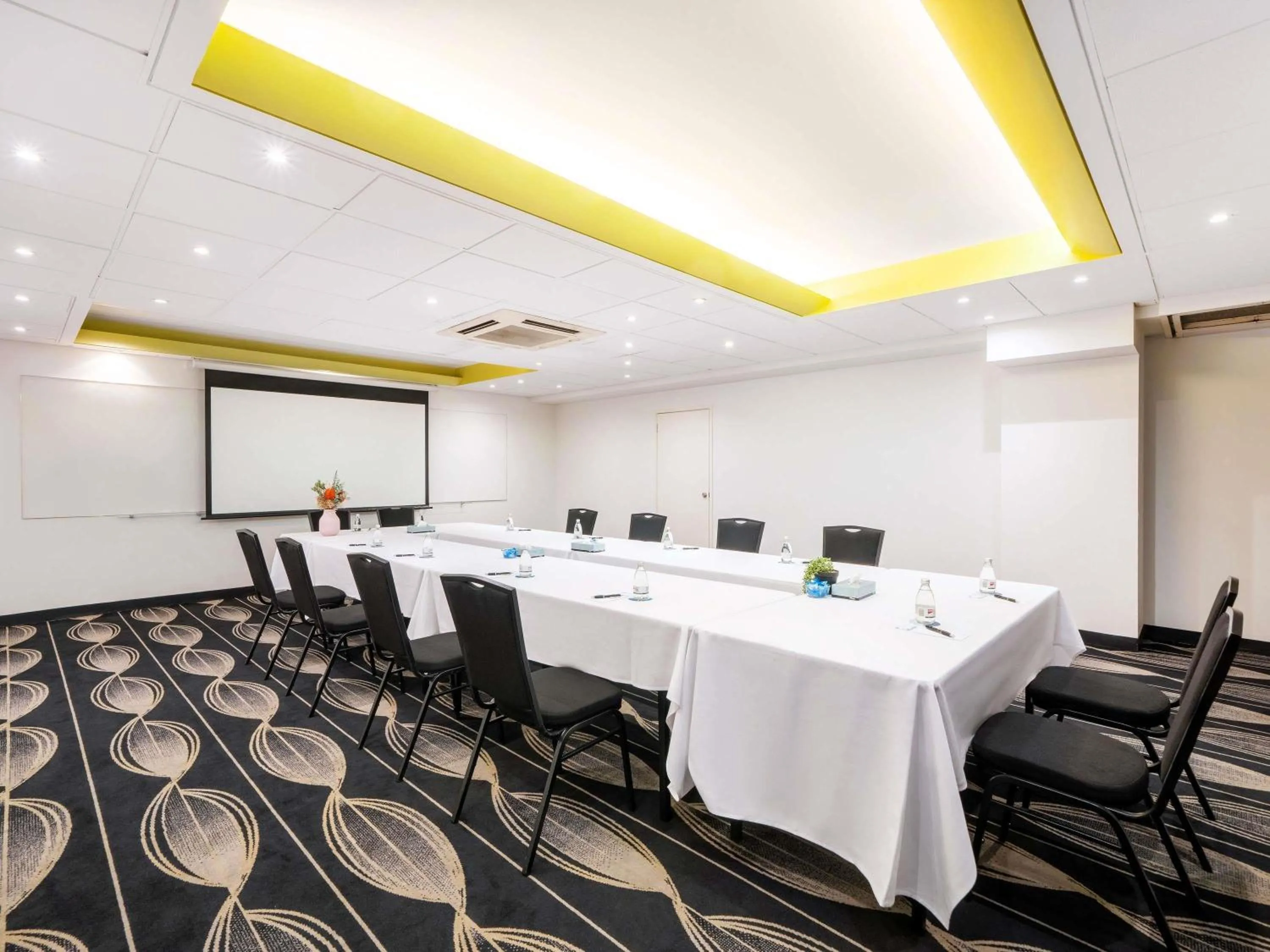 Meeting/conference room in Mantra on Northbourne