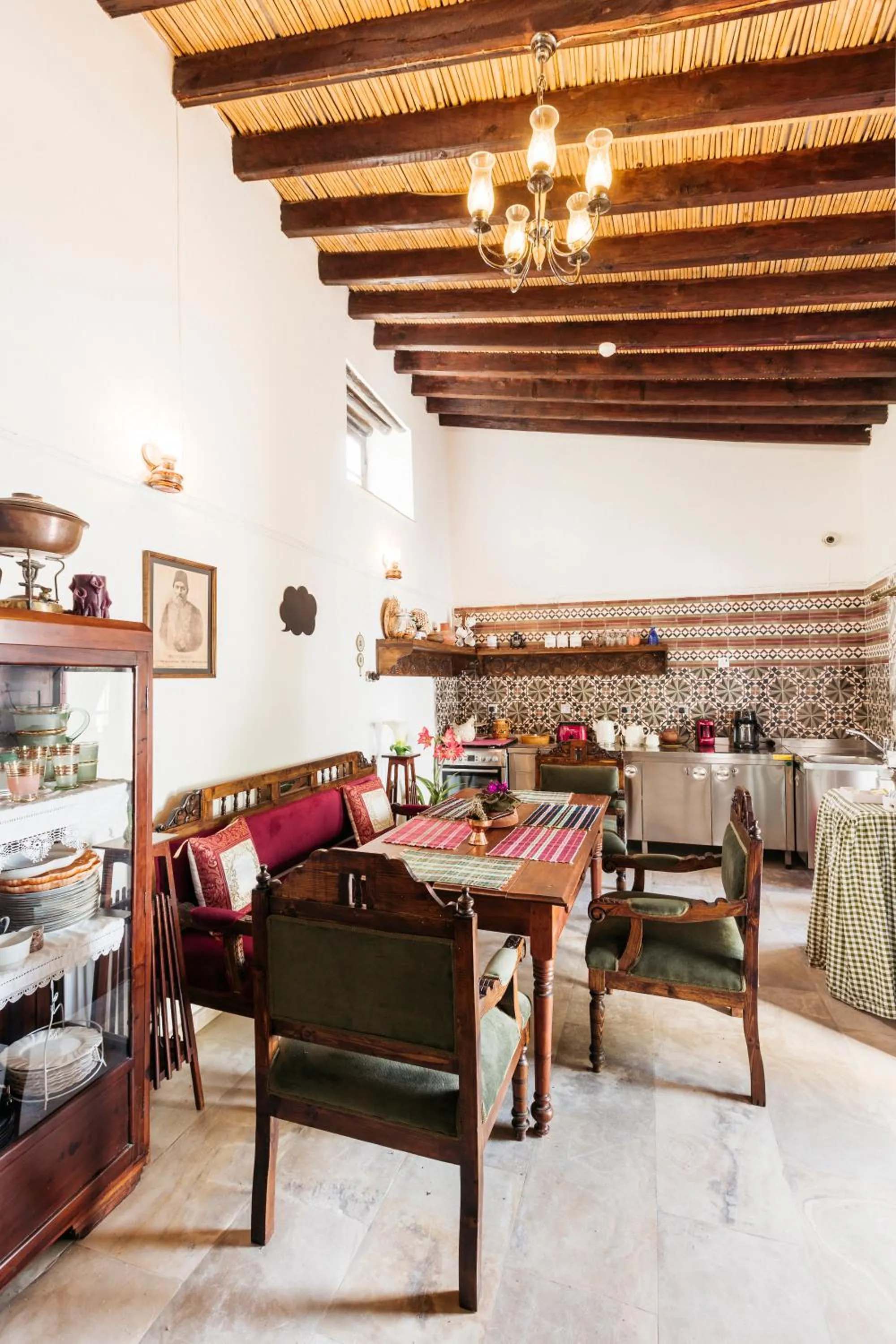 Restaurant/places to eat in Gul Hanim House Boutique Hotel