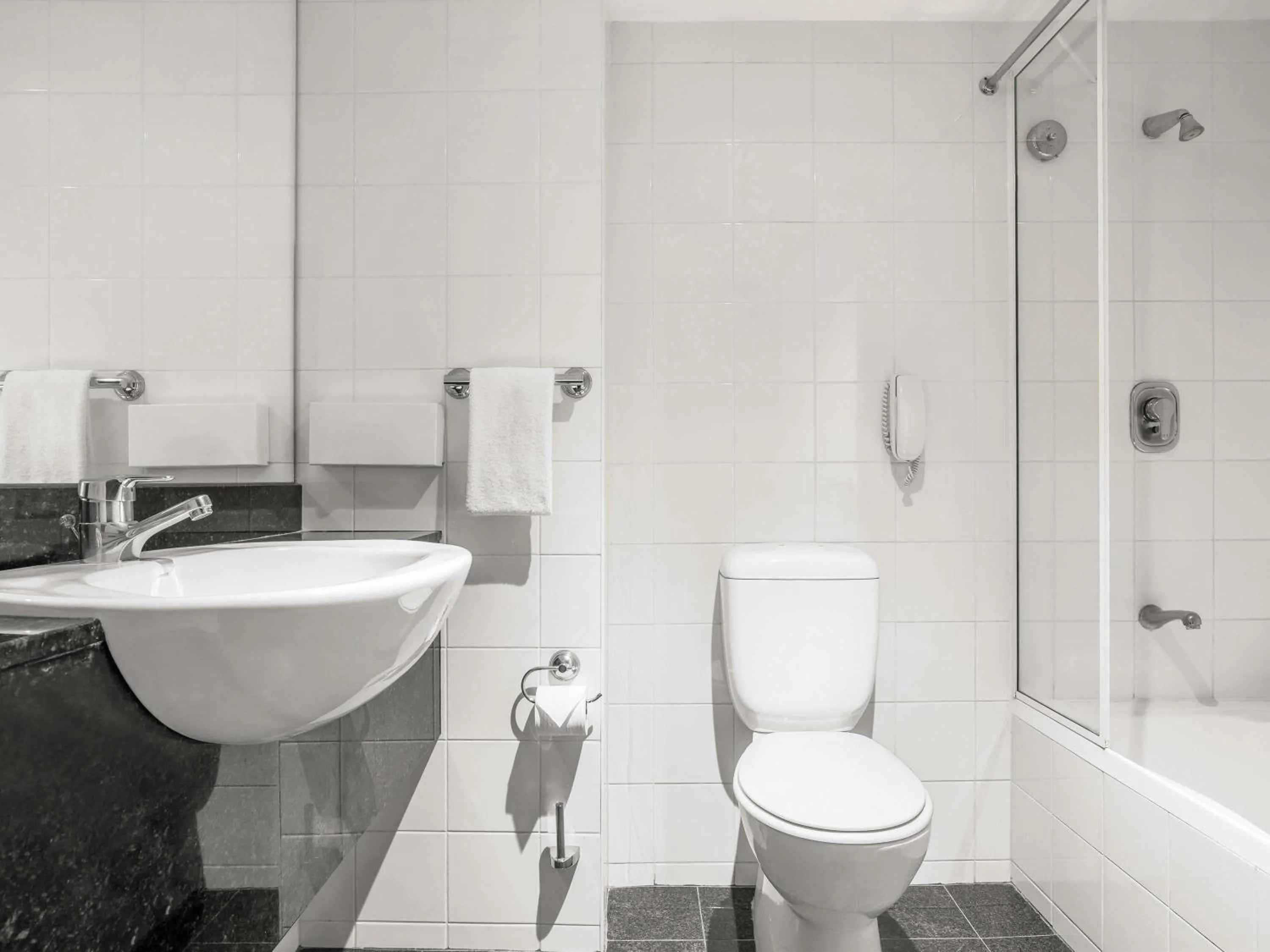 Bedroom in Mantra Parramatta