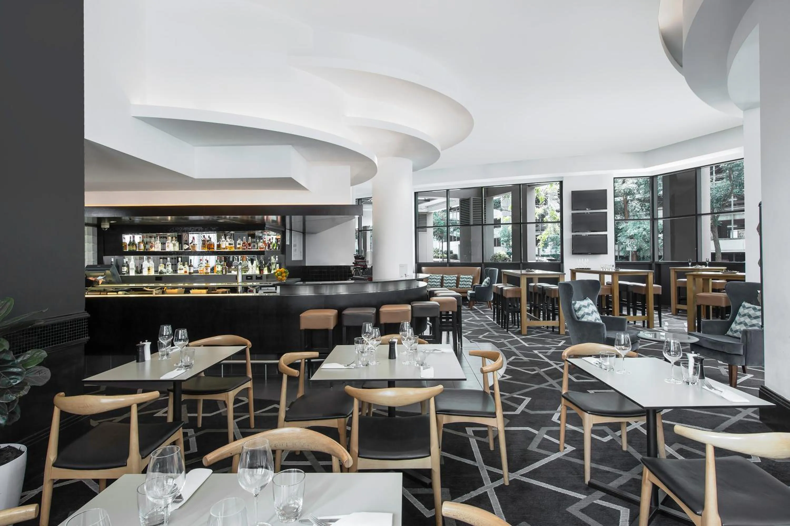 Restaurant/places to eat in Mantra Parramatta