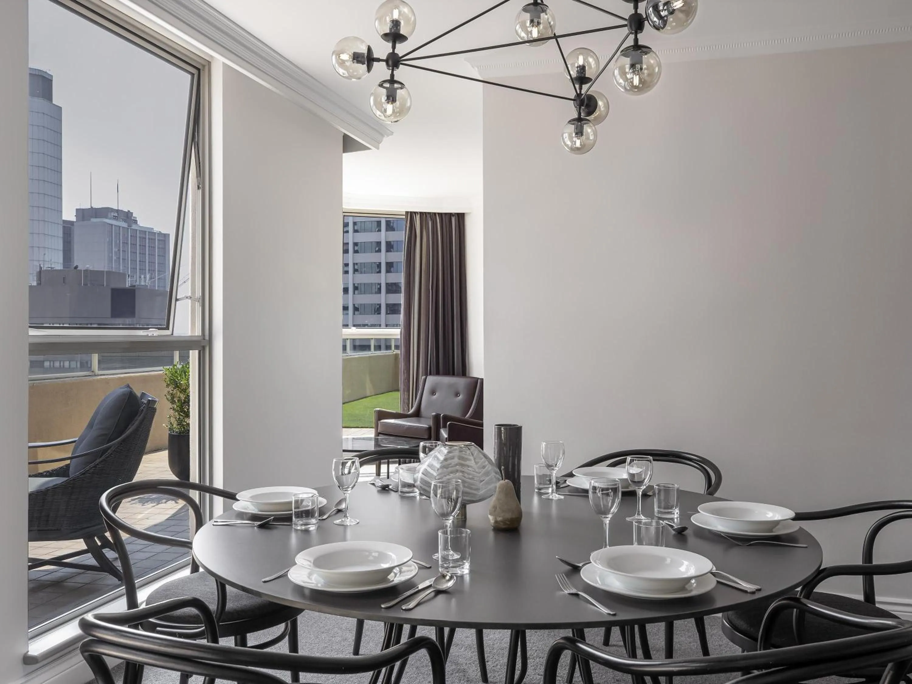 Bedroom in Mantra 2 Bond Street