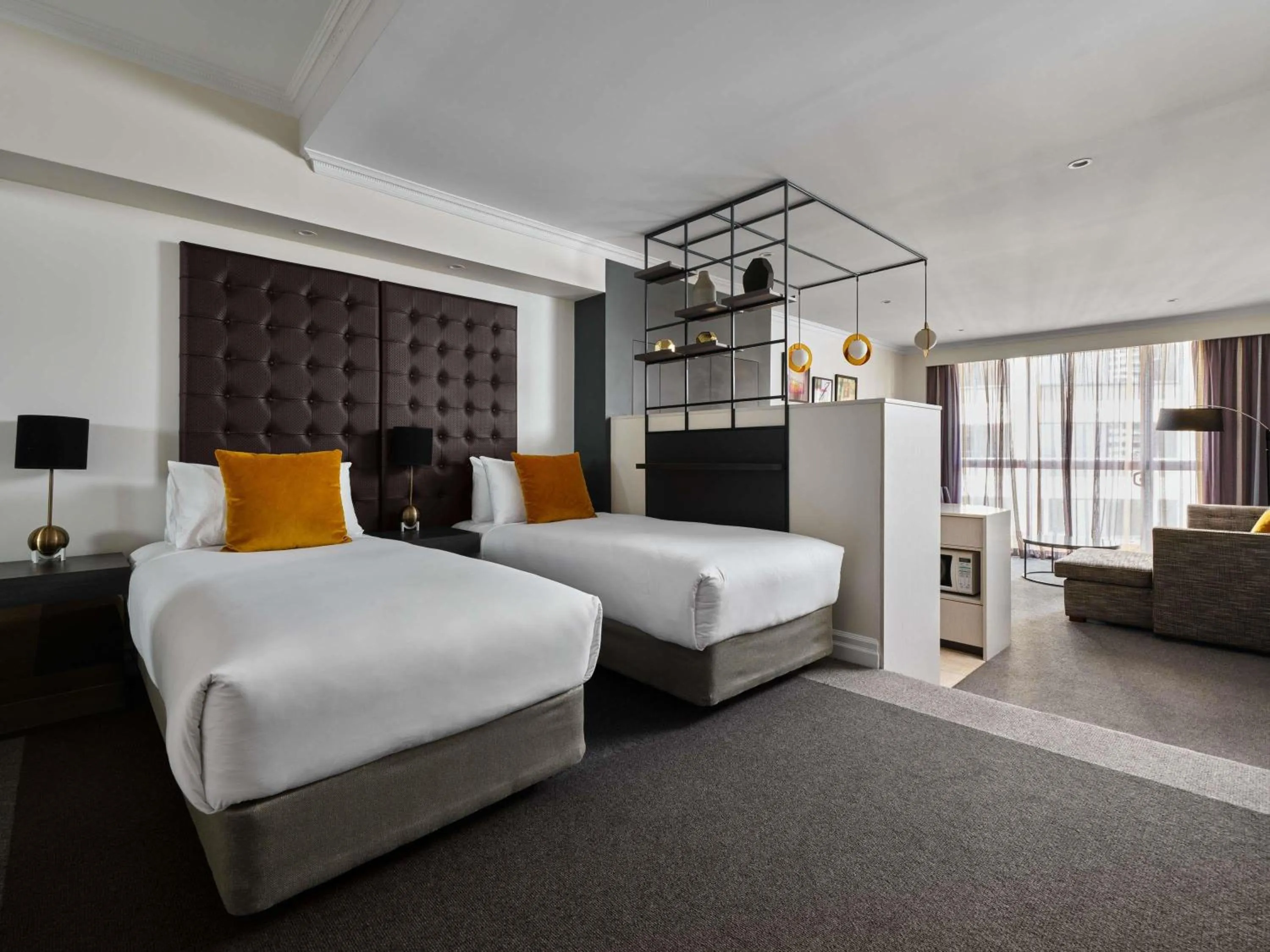 Bedroom, Bed in Mantra 2 Bond Street