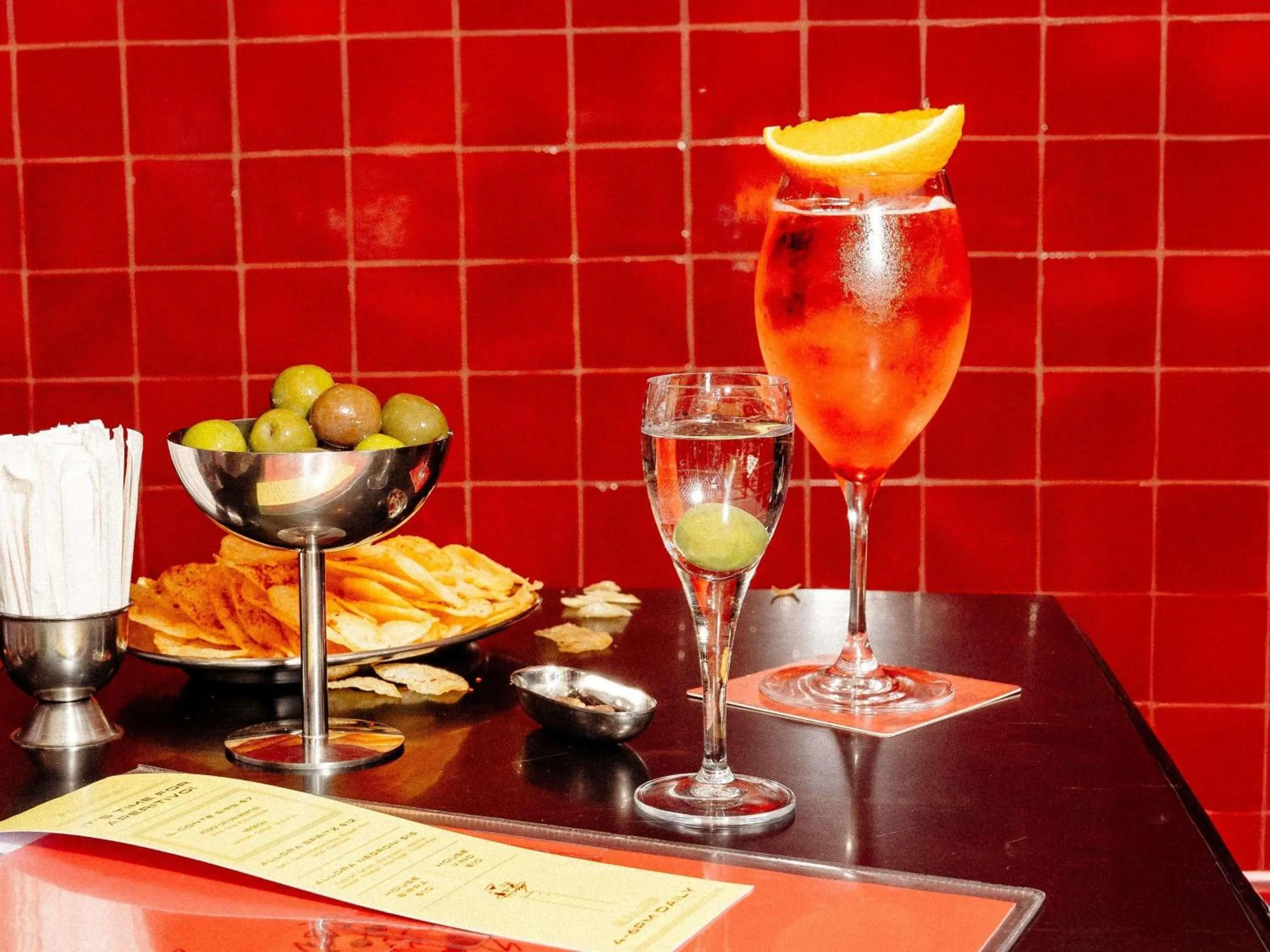 Property building in Mantra 2 Bond Street