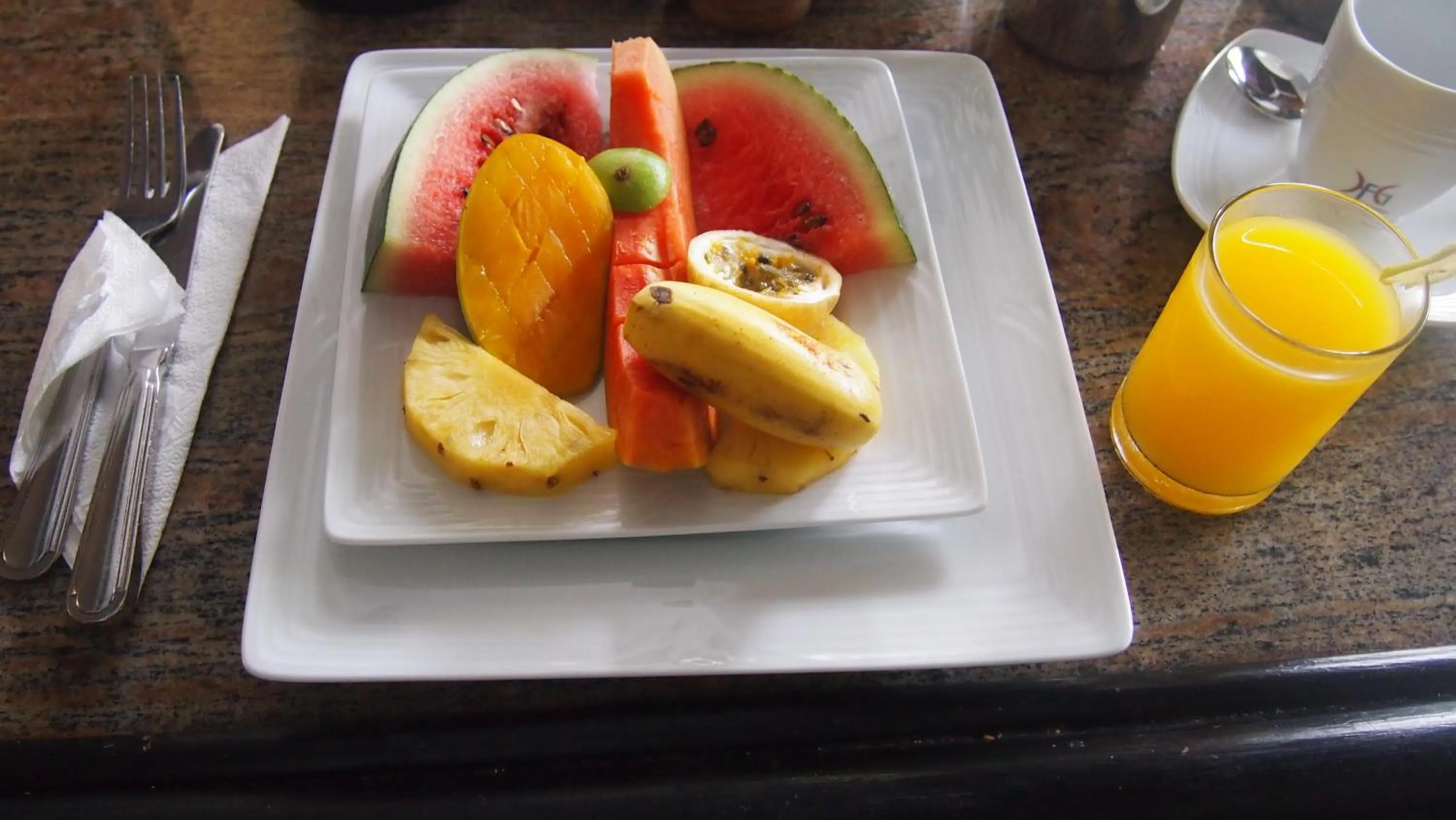 English/Irish breakfast in Flower Garden Eco Village