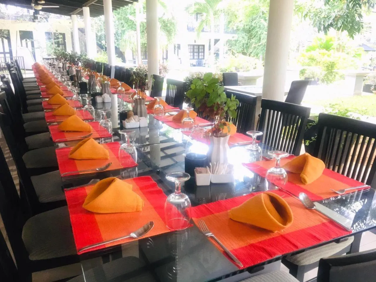 Restaurant/places to eat in Flower Garden Eco Village