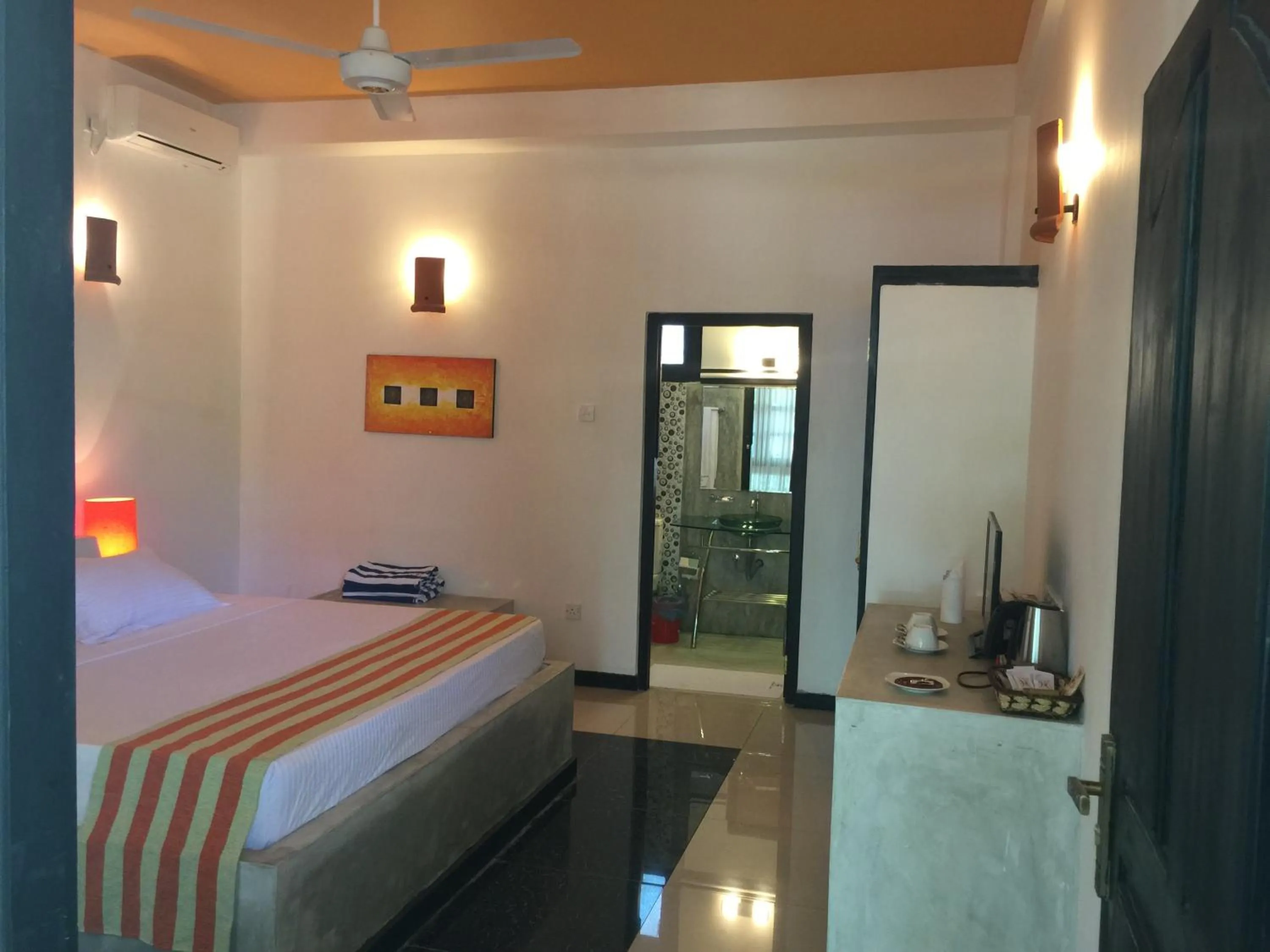 Bathroom, Bed in Flower Garden Eco Village