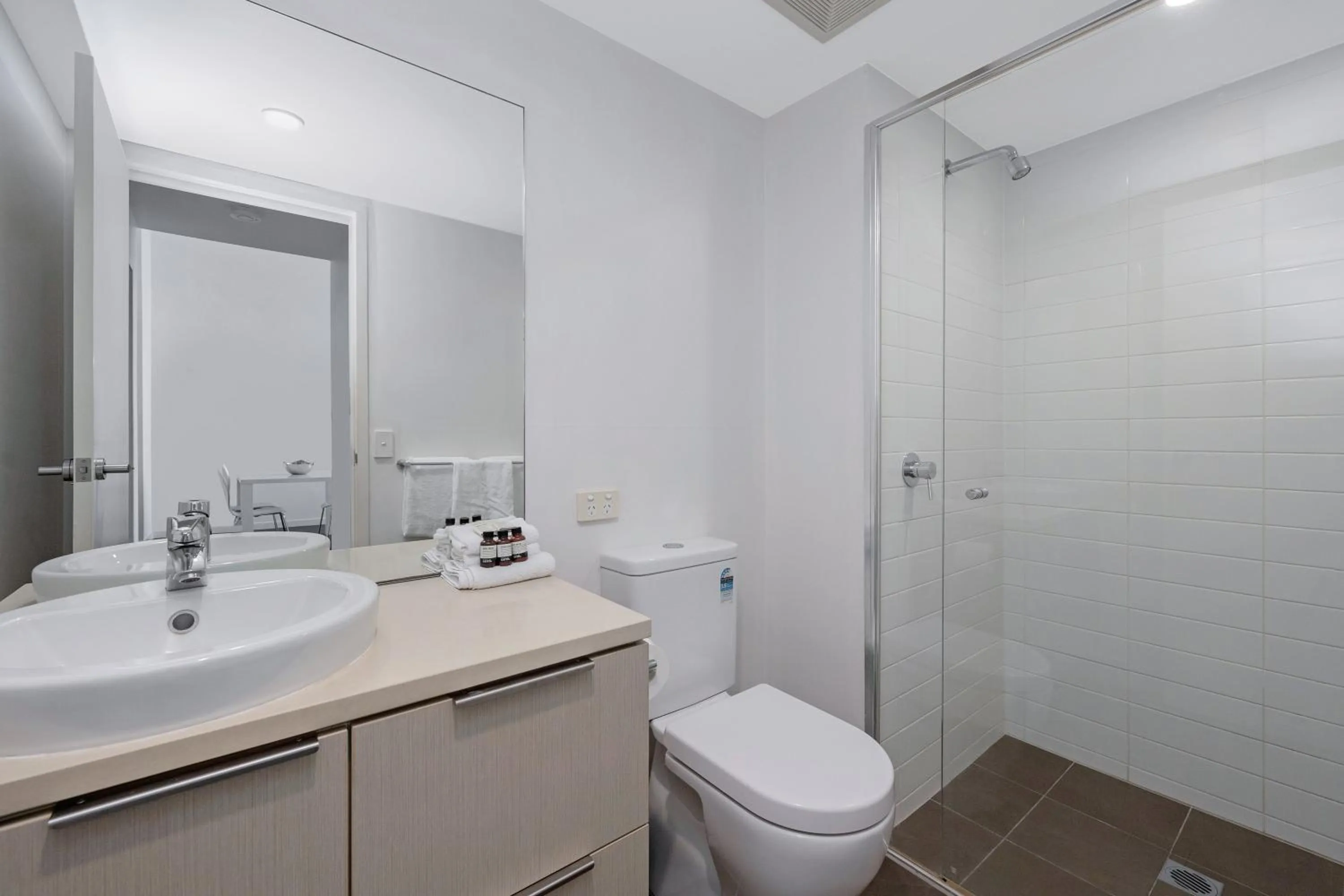 Central Islington Apartments