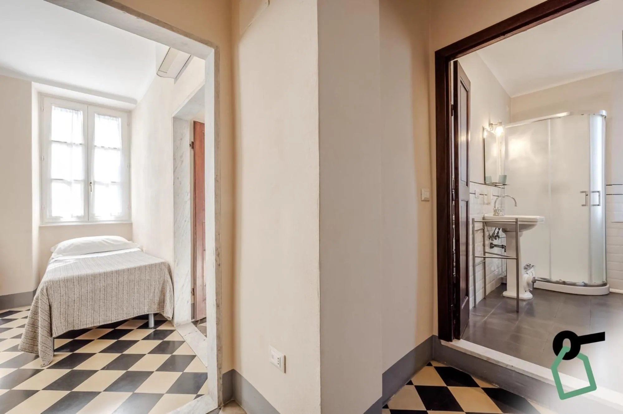 Photo of the whole room, Bed in HOTIDAY Apartment Collection - Lerici Terrediliguria