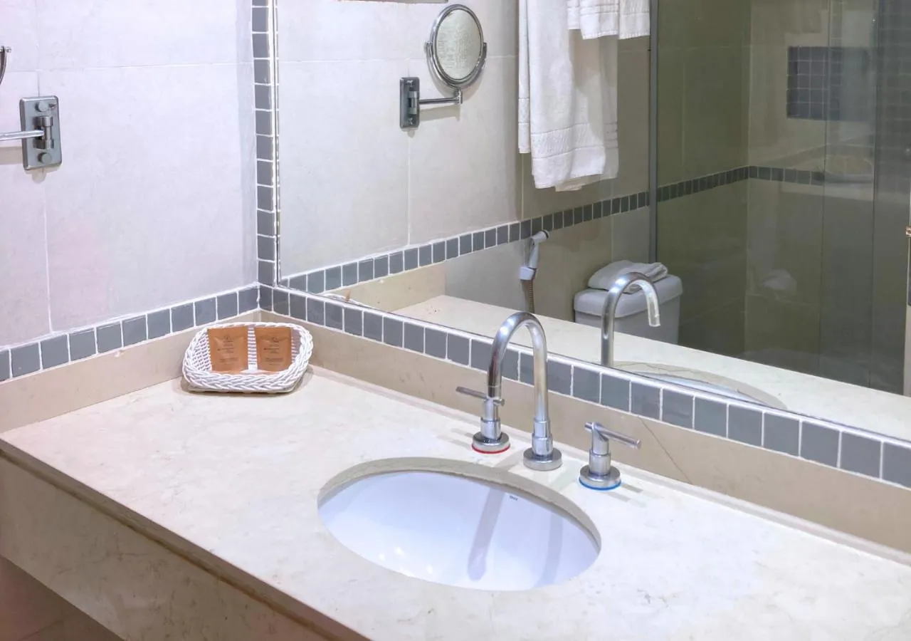 Shower in Rio Design Copacabana Hotel