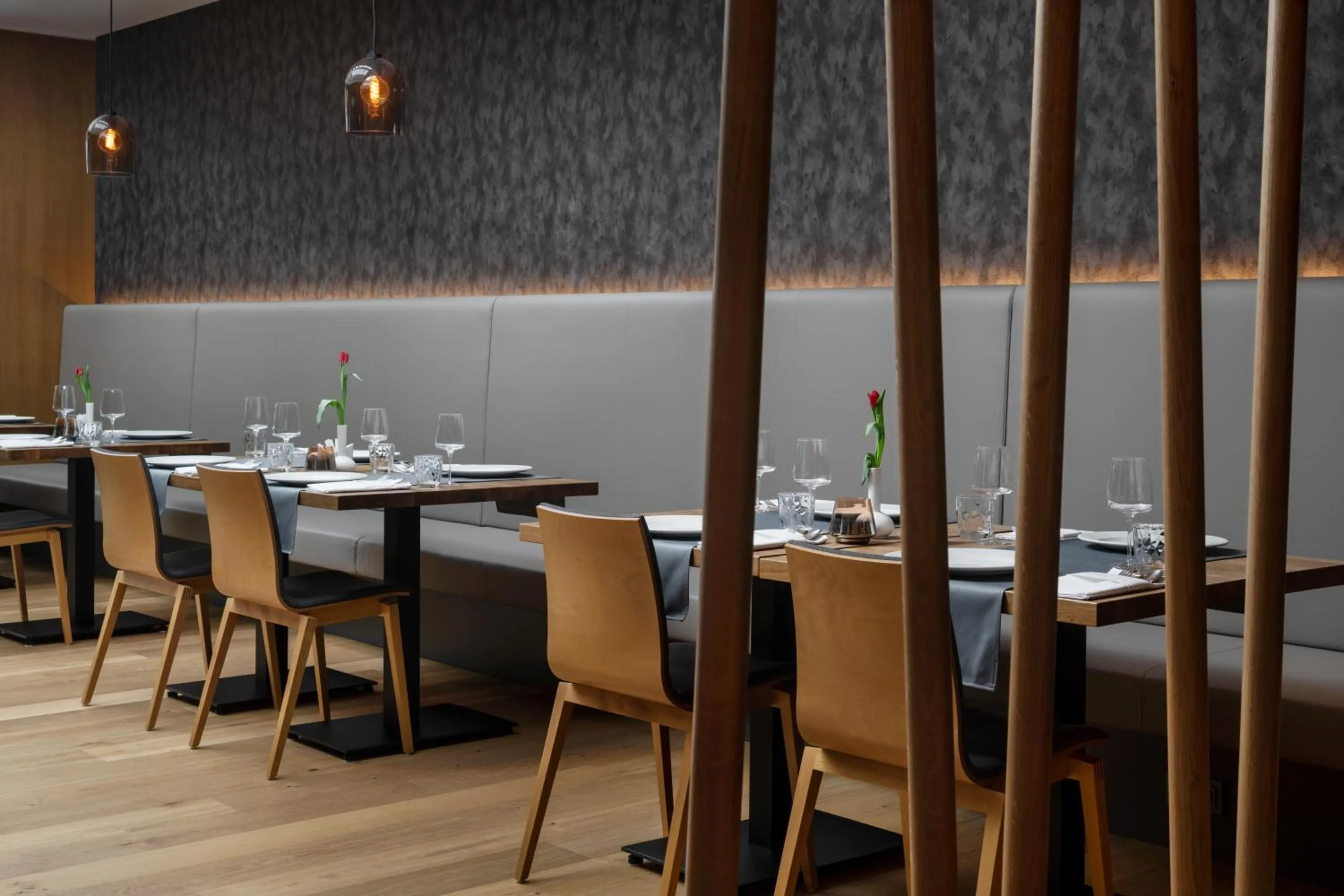 Restaurant/places to eat in Hotel Osvit