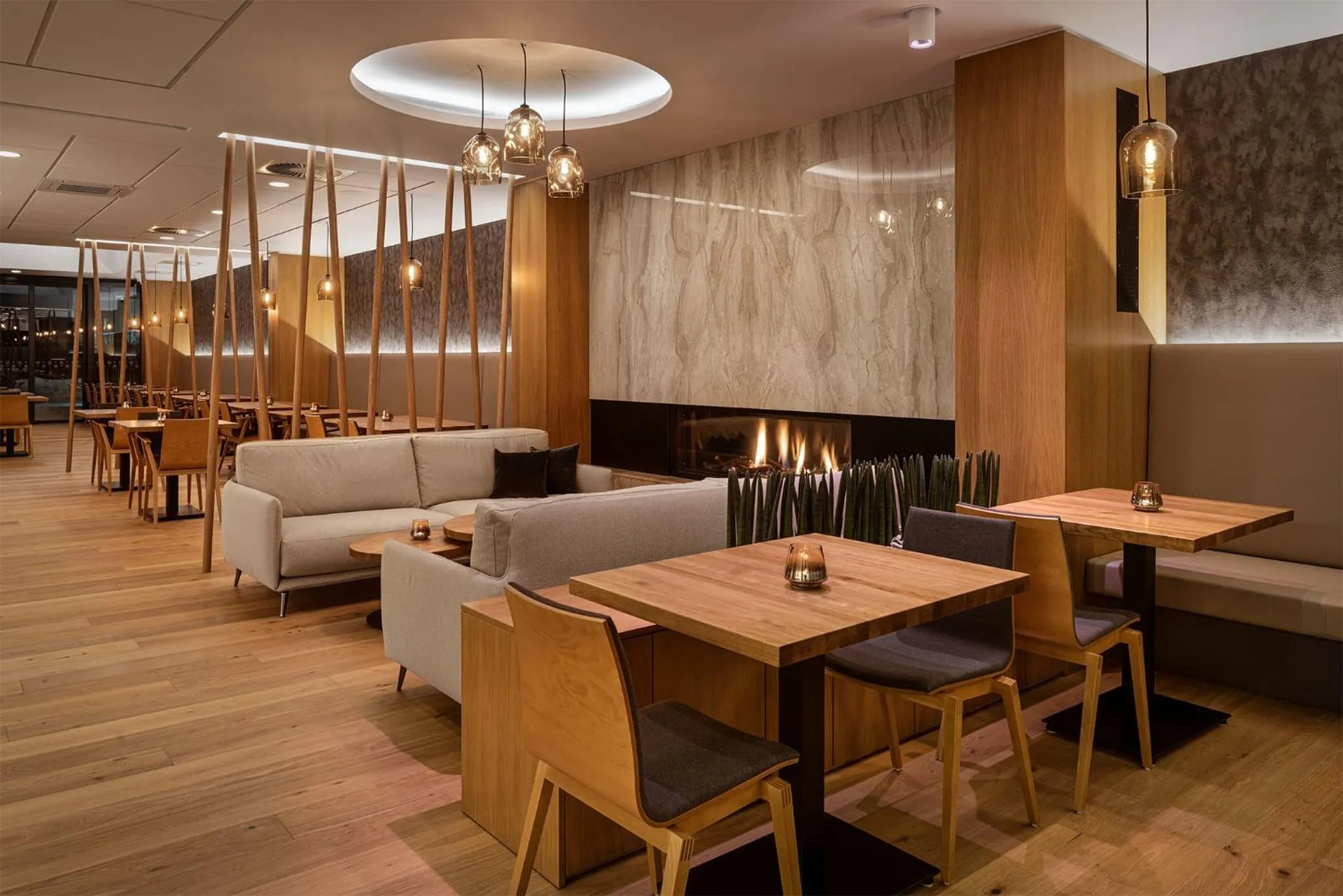 Restaurant/places to eat in Hotel Osvit