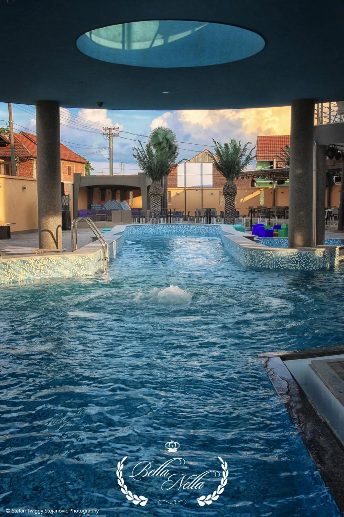 Swimming pool in Hotel Bella Nella