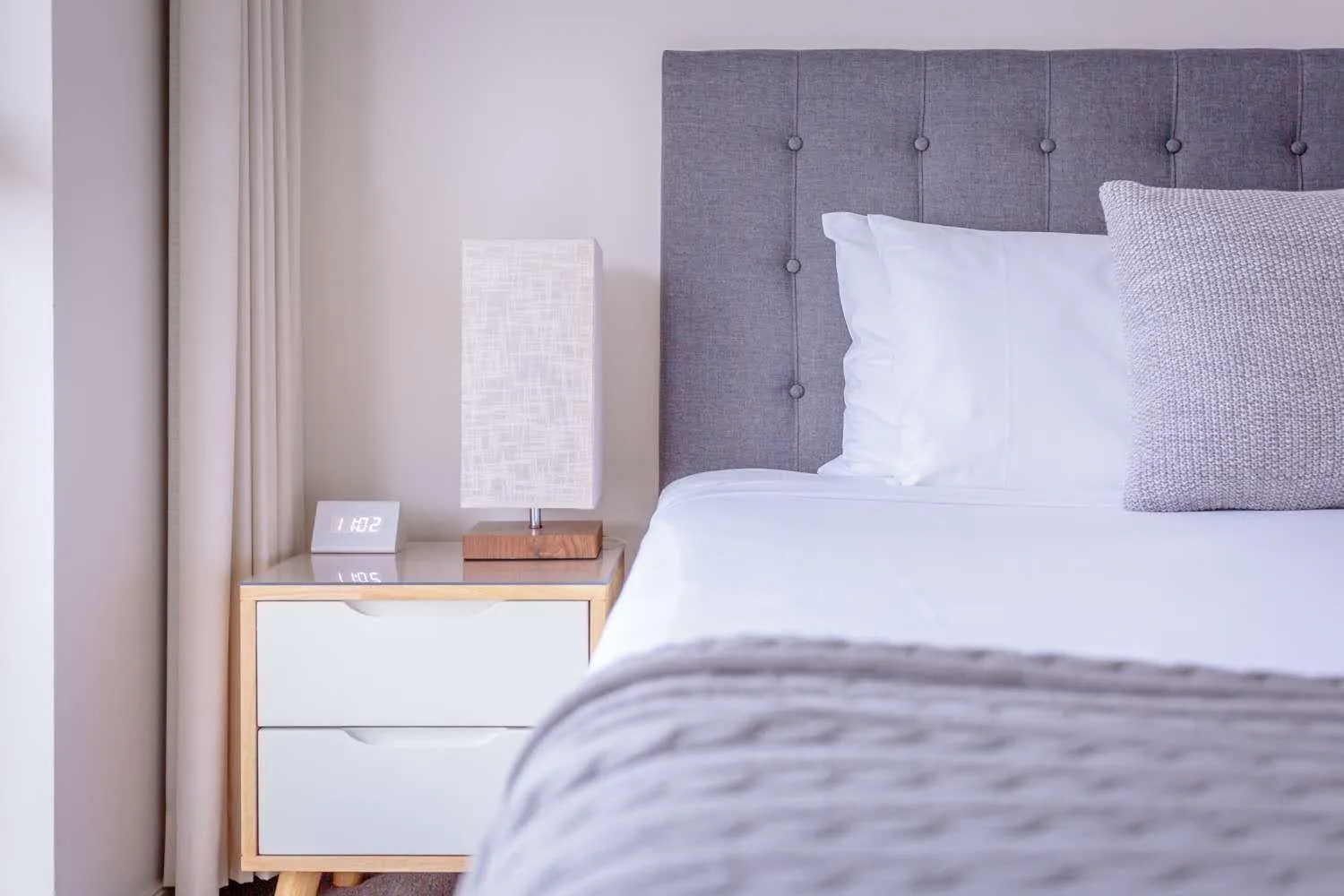 Bedroom, Bed in Ocean Royale