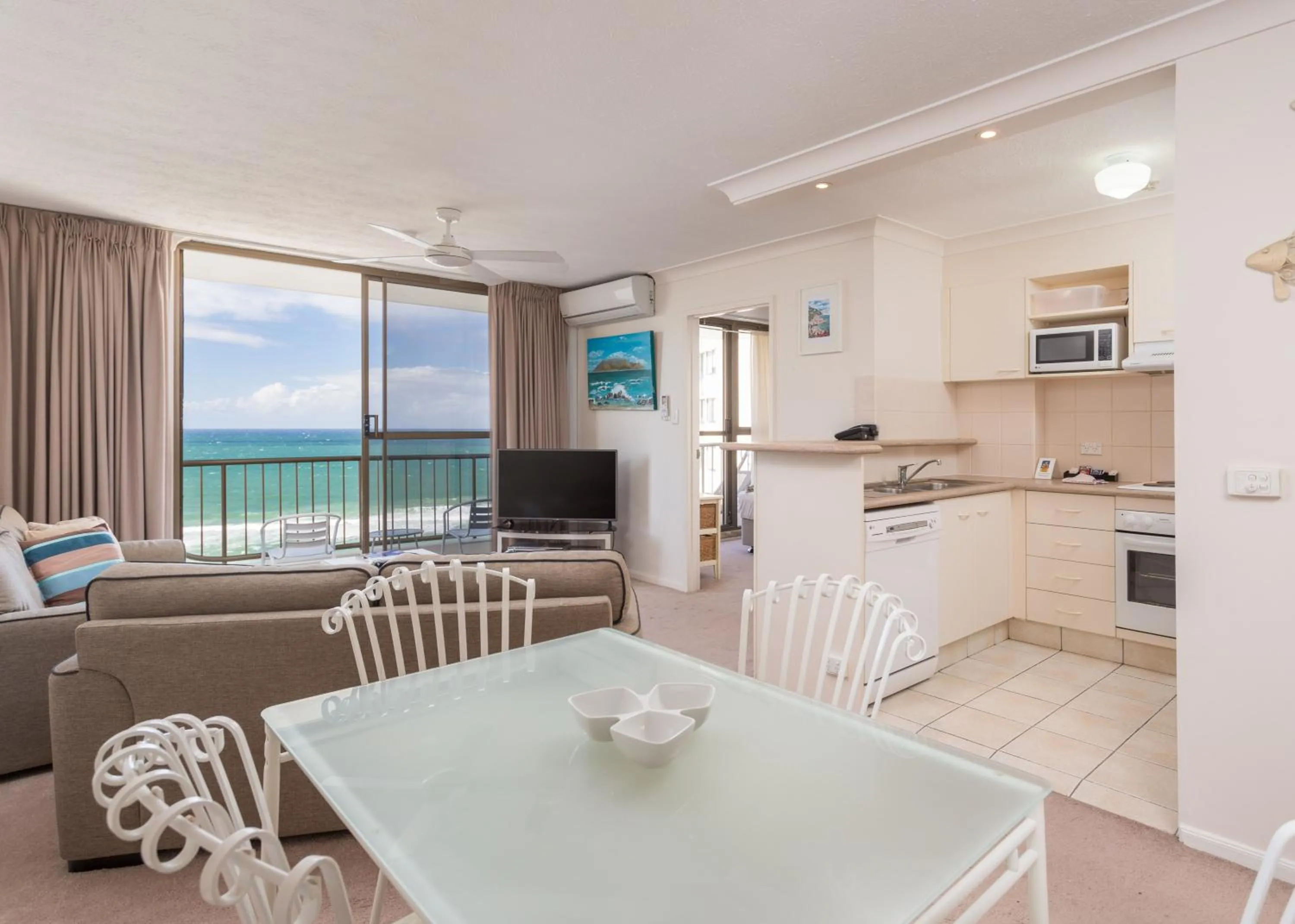 Living room in Ocean Royale