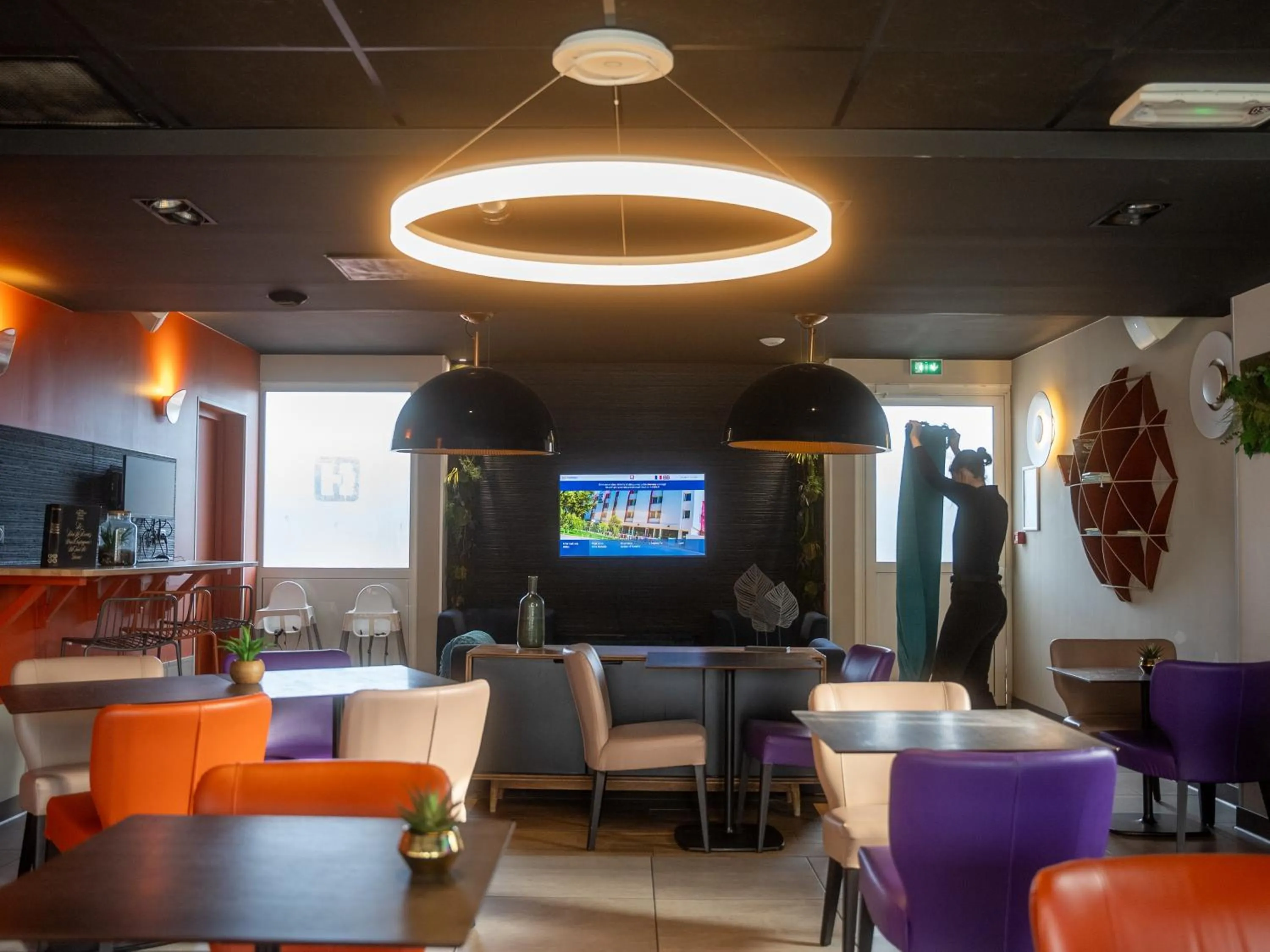 Living room in Best Western Hotelio Montpellier Sud