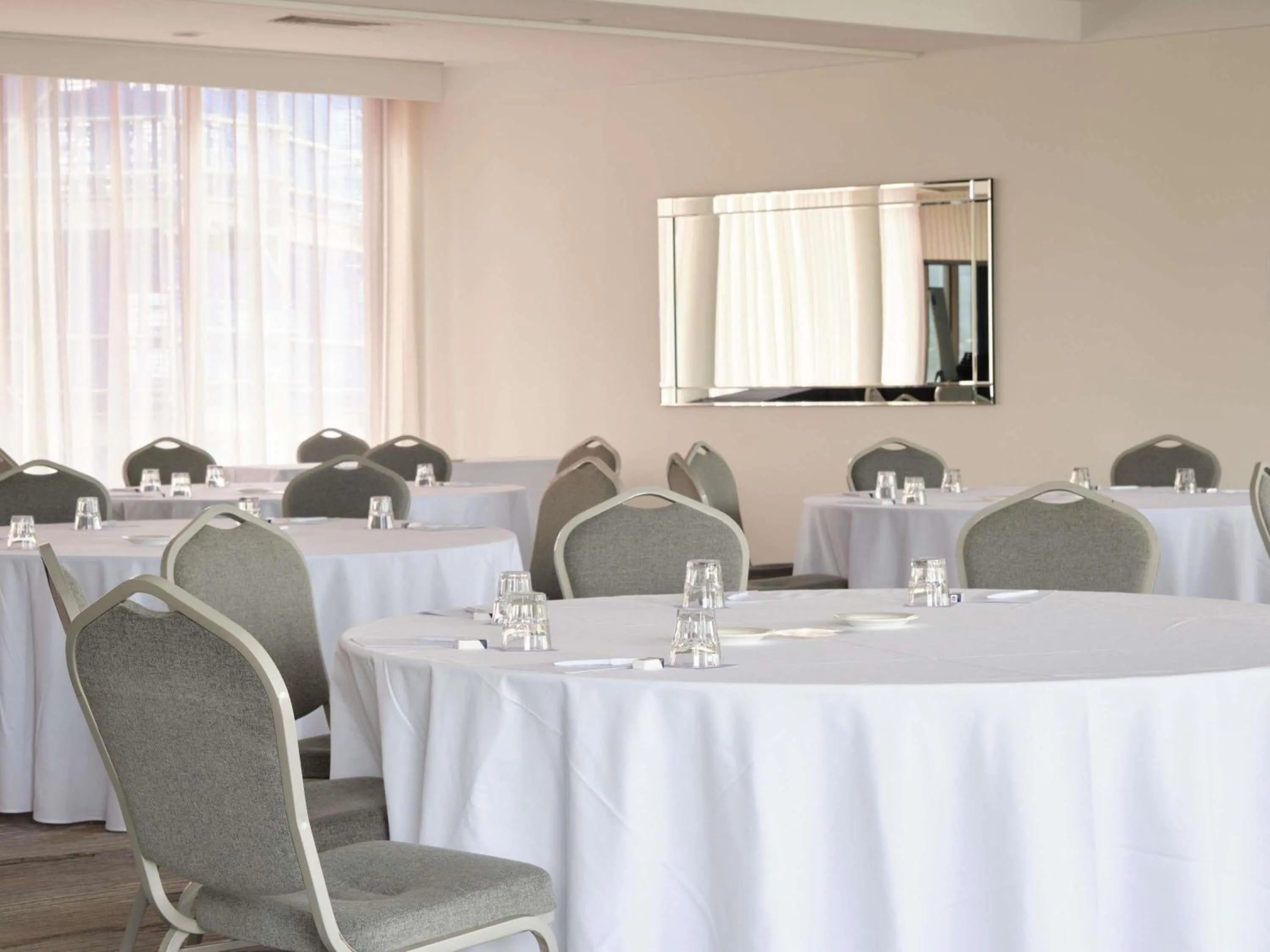 Meeting/conference room in Mercure Brisbane Spring Hill