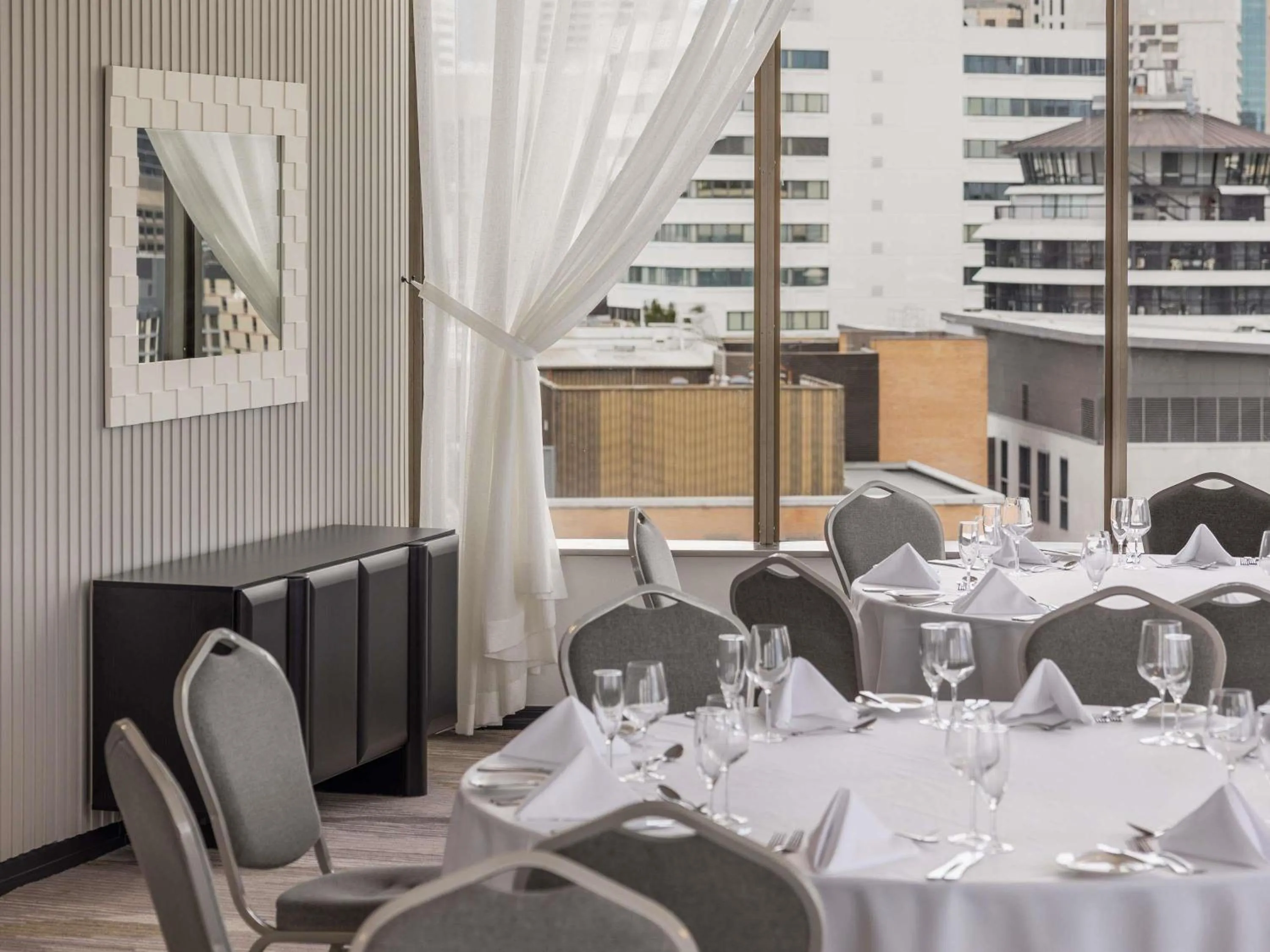 Meeting/conference room in Mercure Brisbane Spring Hill