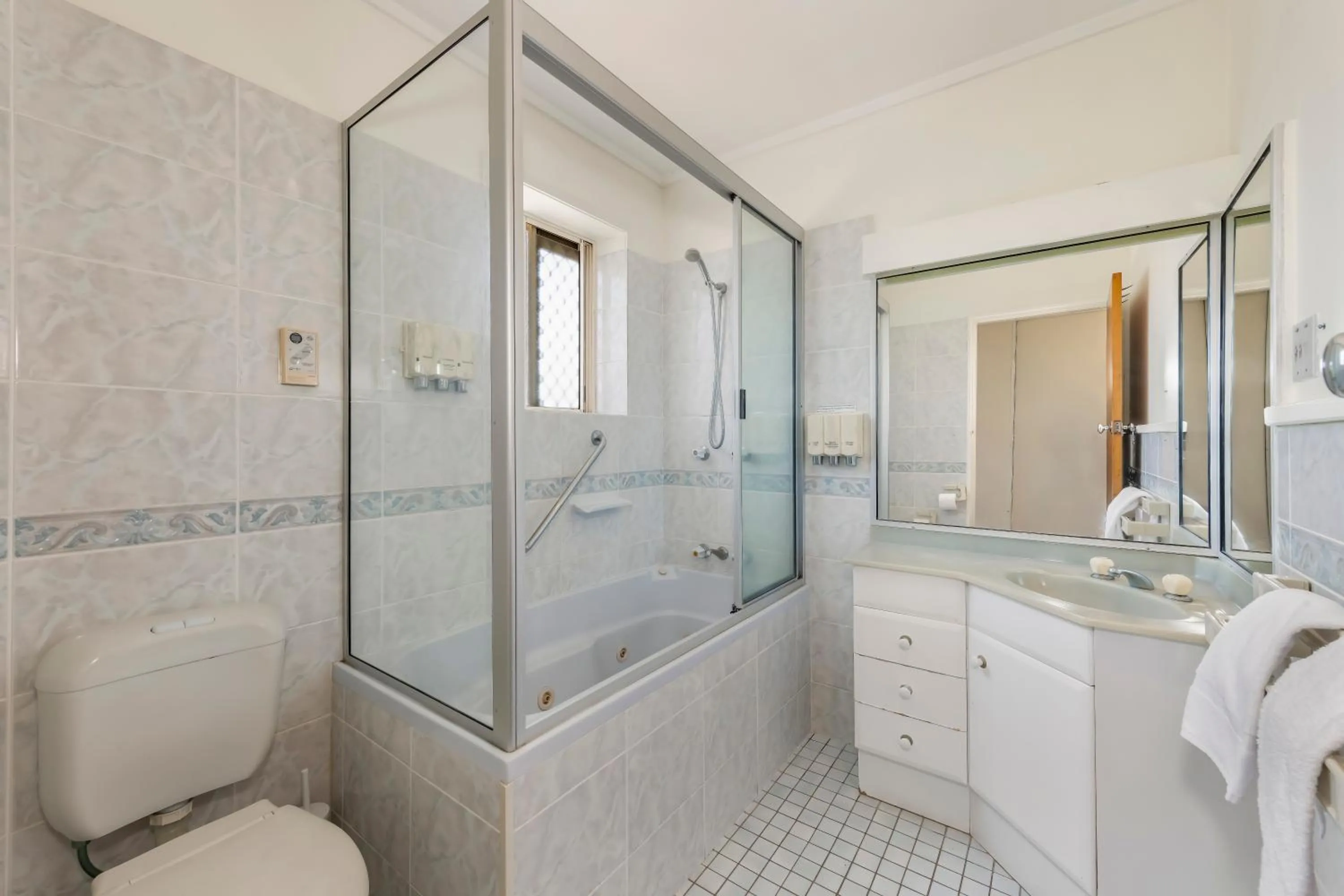 Bathroom in Bundaberg International