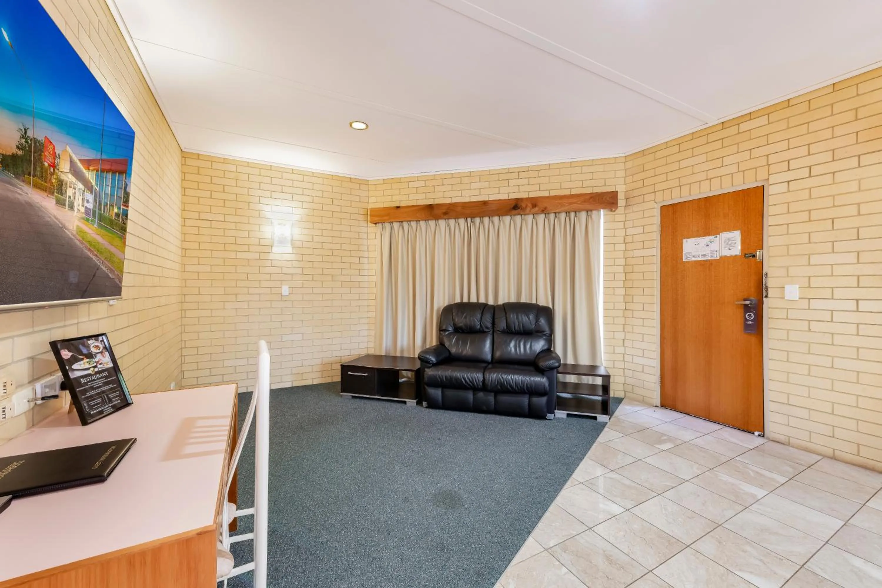 Living room in Bundaberg International