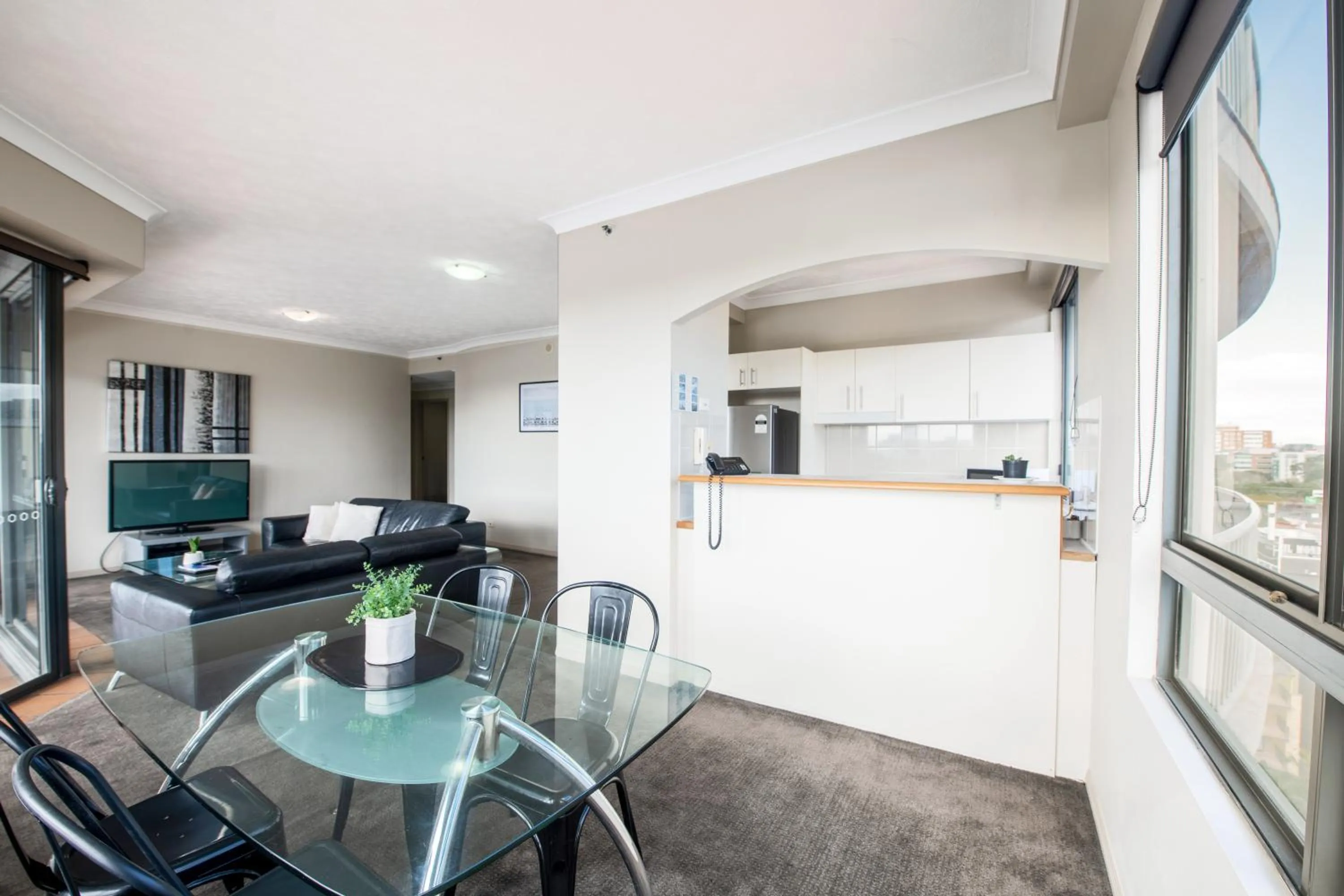 Kitchen or kitchenette in Bridgewater Apartments