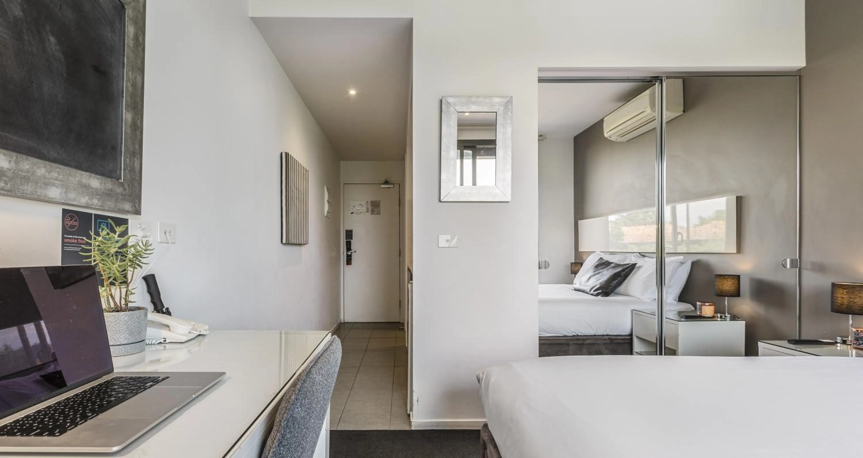 Bed in Punthill Oakleigh