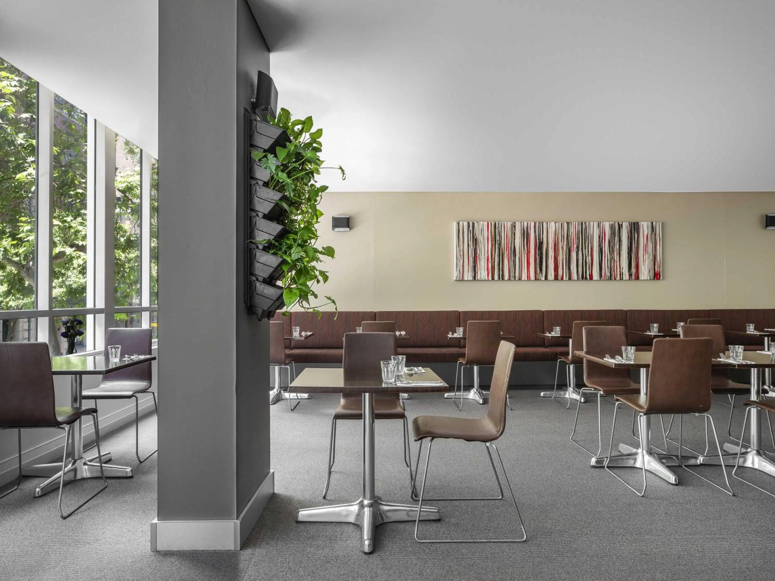 Property building in Mantra on Kent