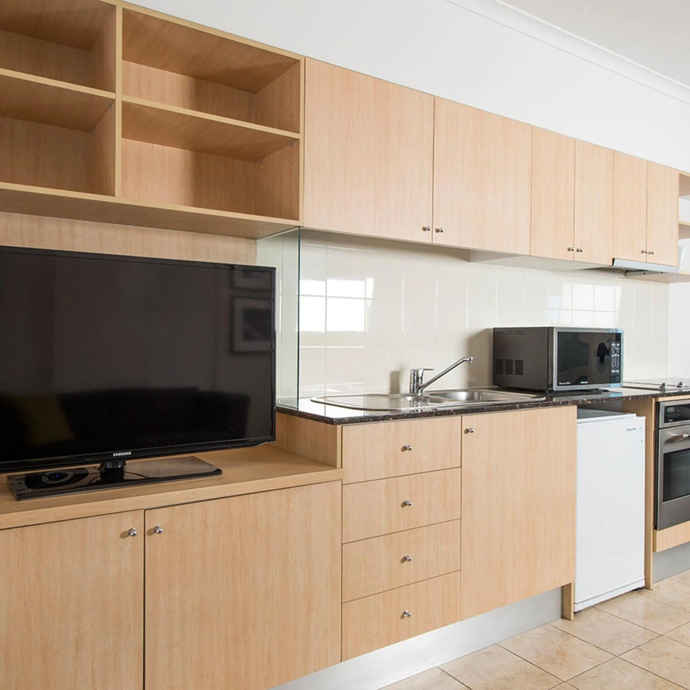 Kitchen or kitchenette in Mantra on Kent