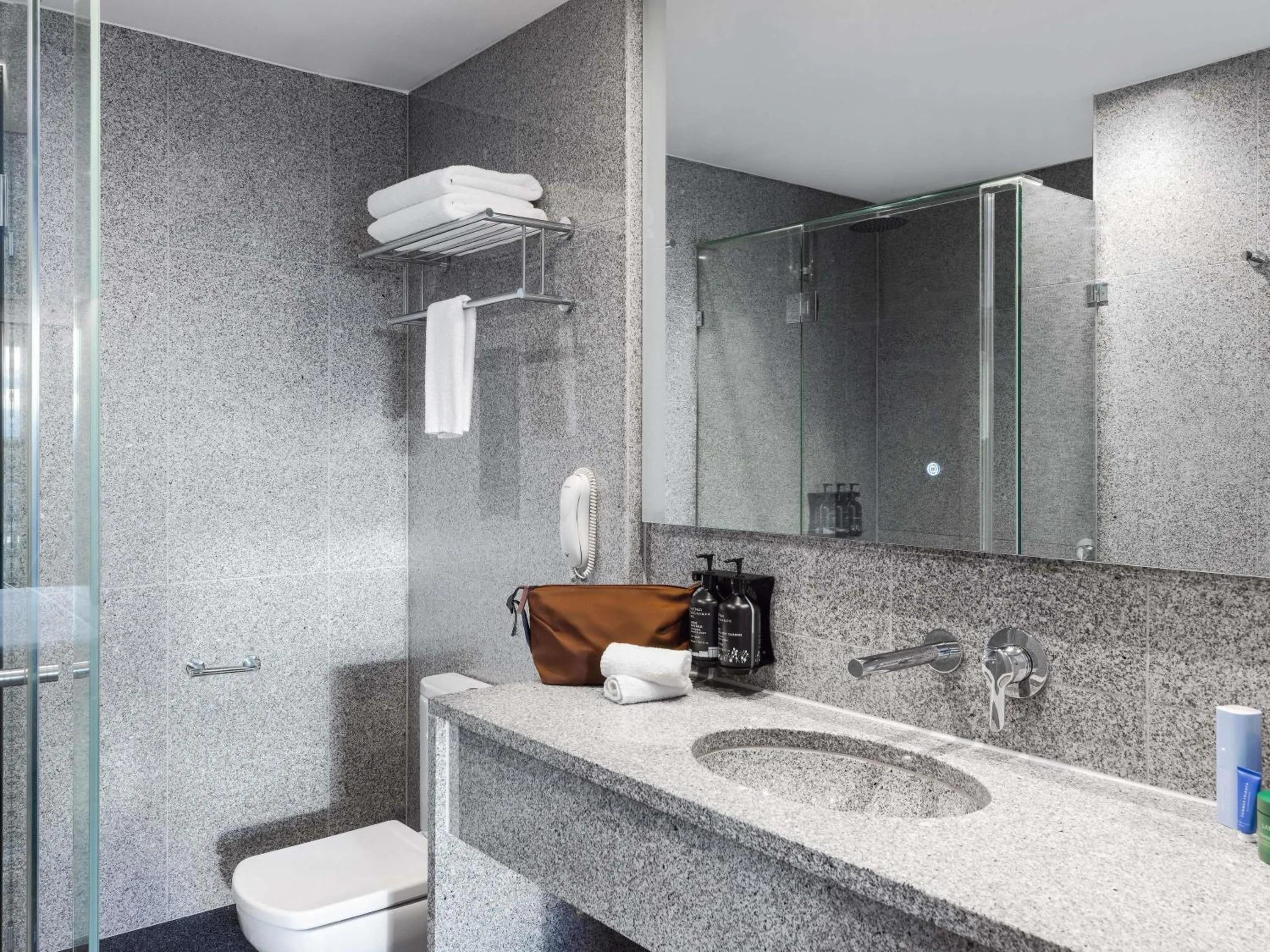 Bedroom in Mantra Melbourne Airport