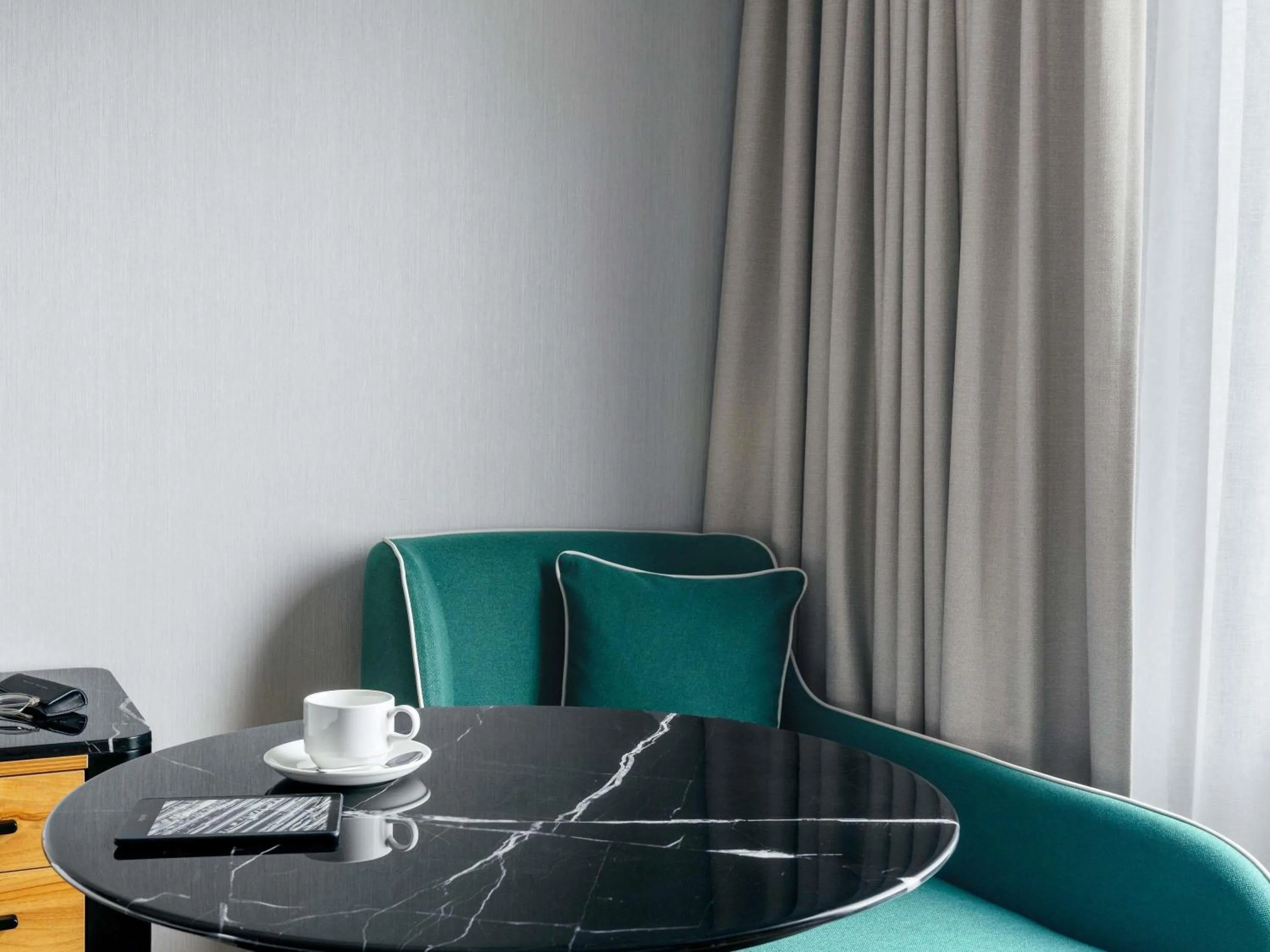 Bedroom in Mantra Melbourne Airport