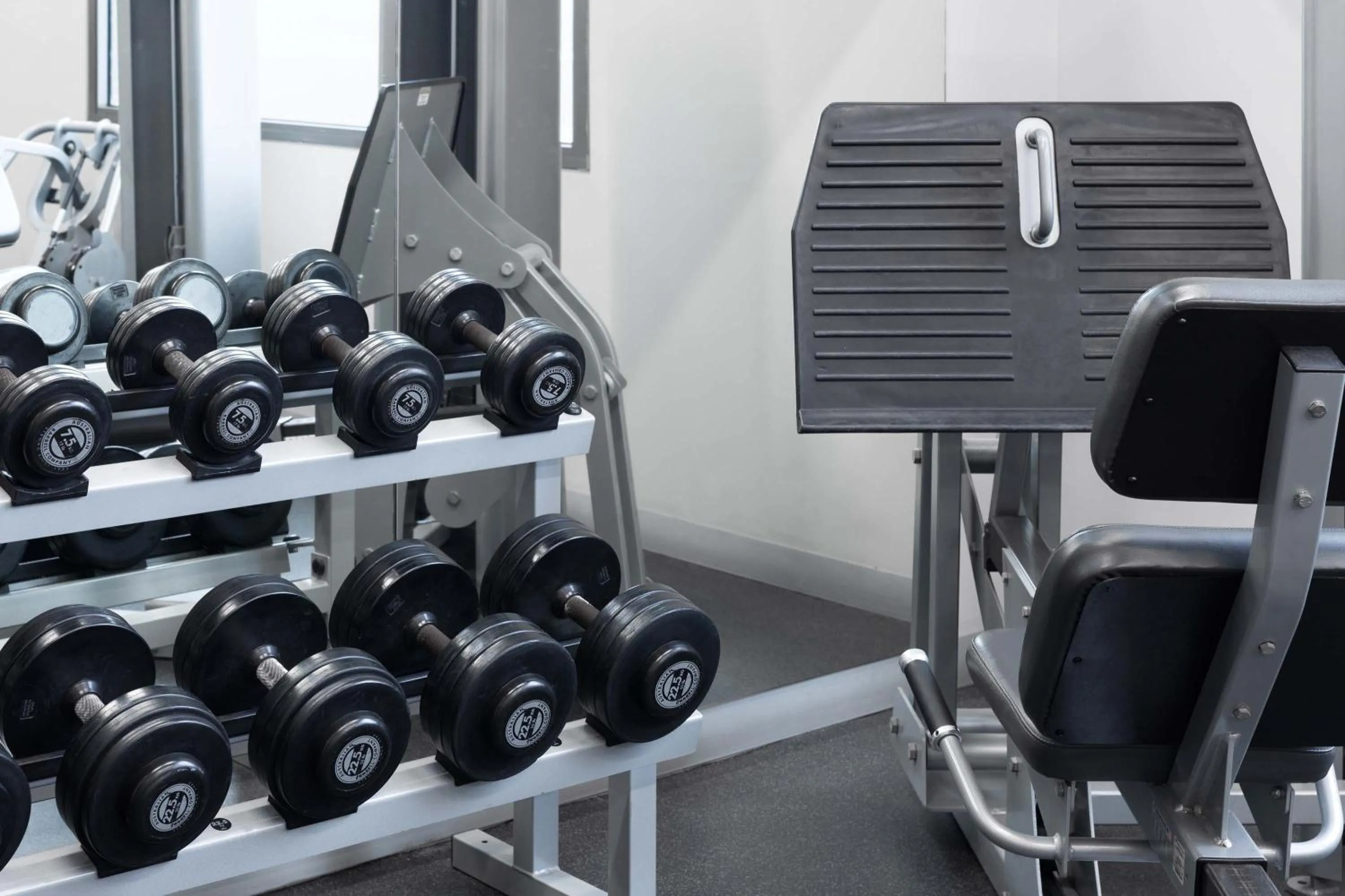 Property building in Mantra Melbourne Airport