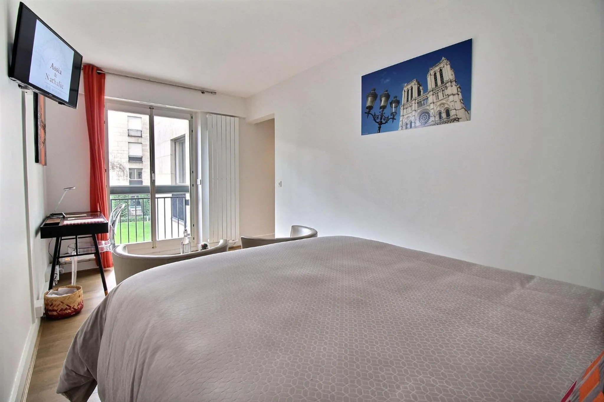 Bed in Assia & Nathalie - Luxury B&B MARAIS