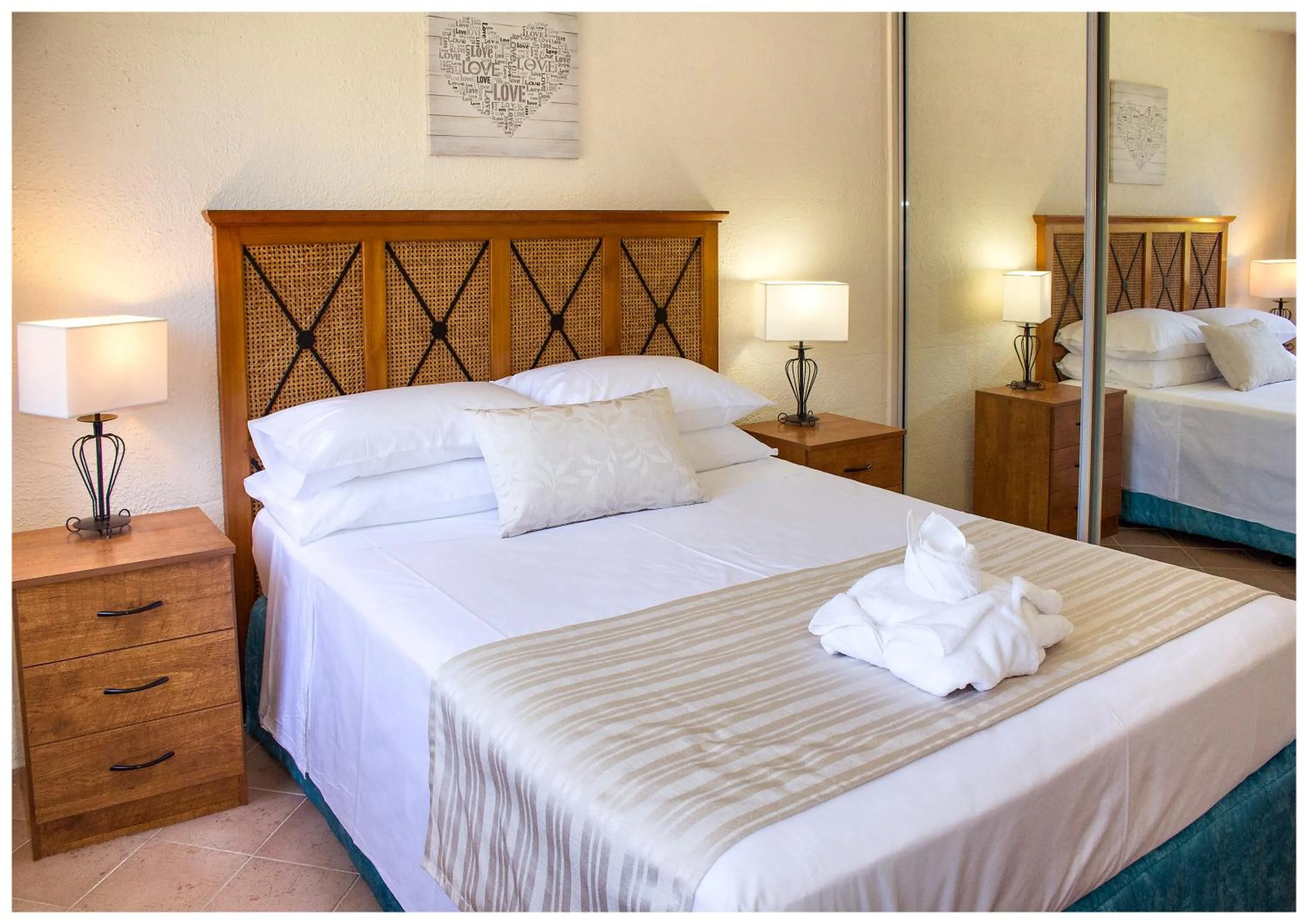 Bedroom, Bed in Clifton Sands Holiday Units