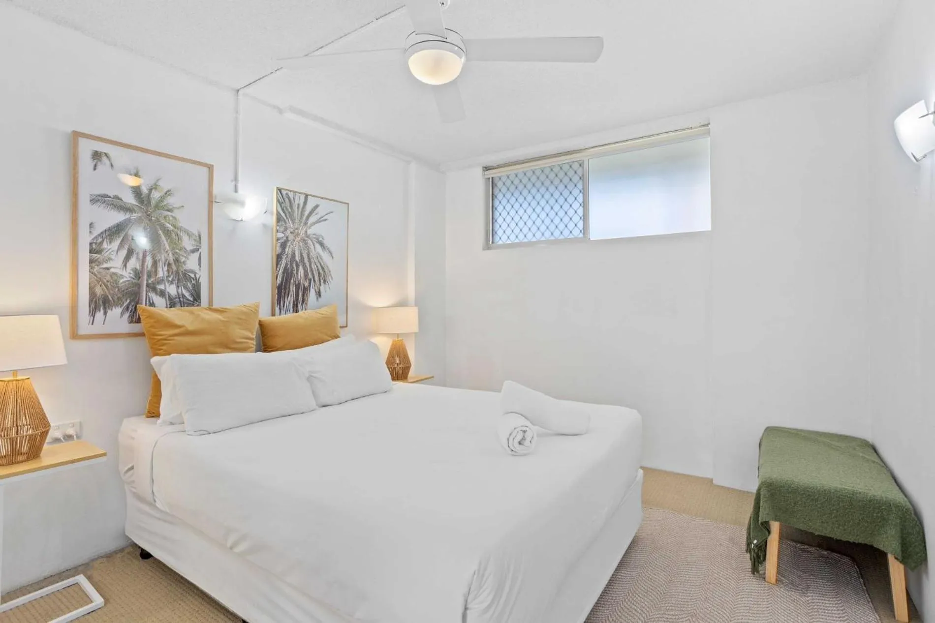 Bedroom, Bed in Hi Ho Beach Apartments on Broadbeach