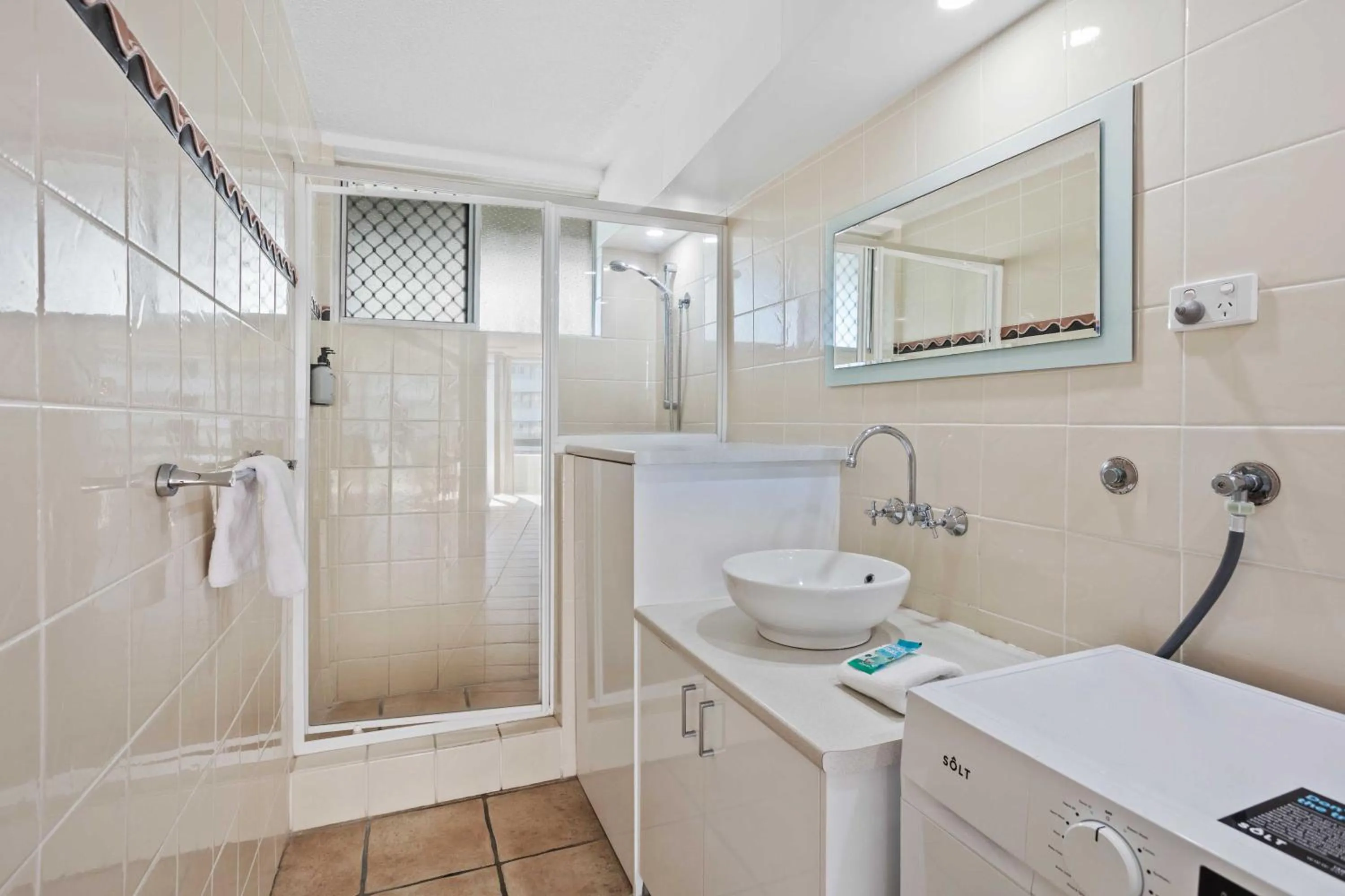 Bathroom in Hi Ho Beach Apartments on Broadbeach