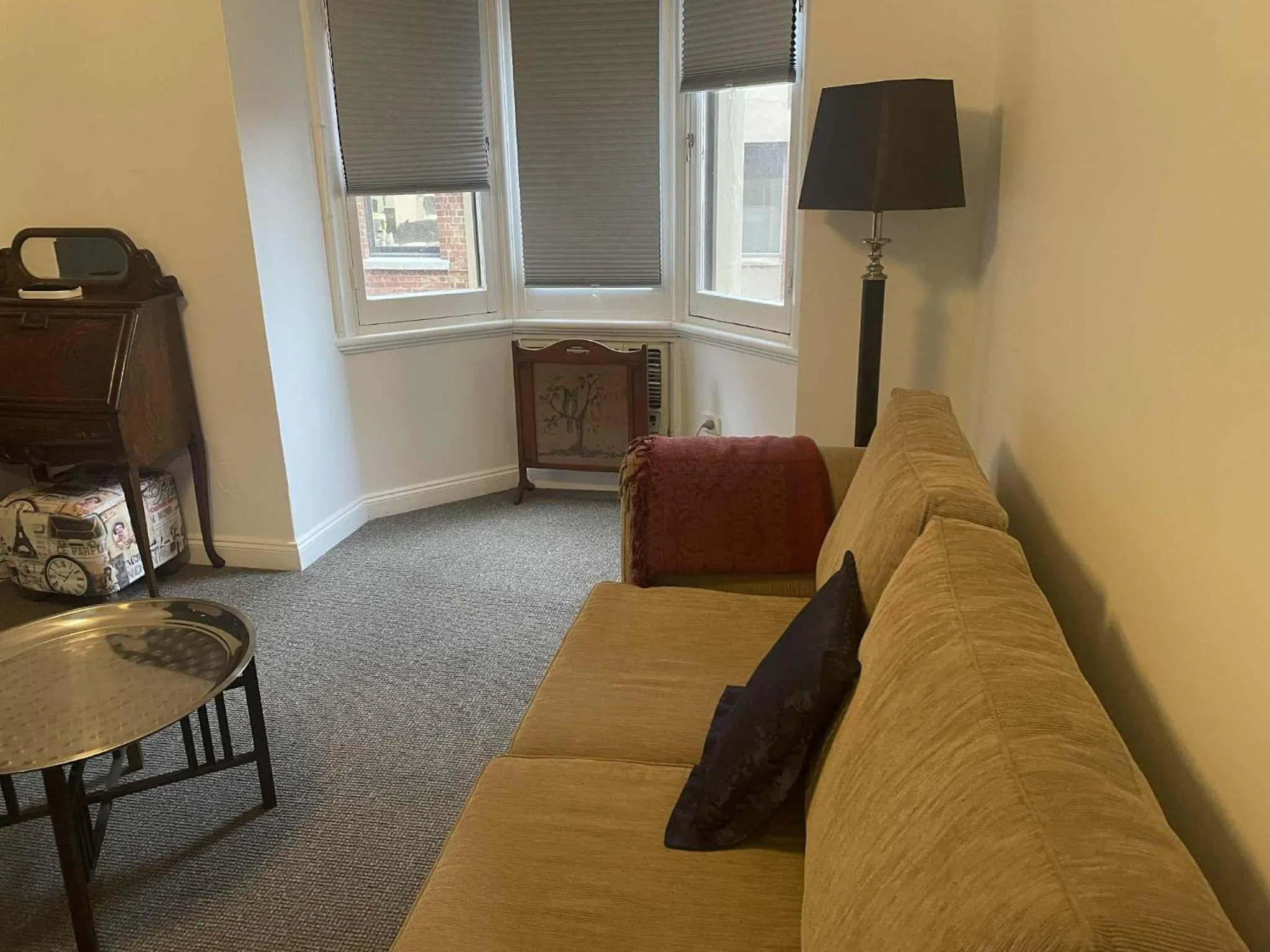 Living room in Adelaide Mansions Apartments