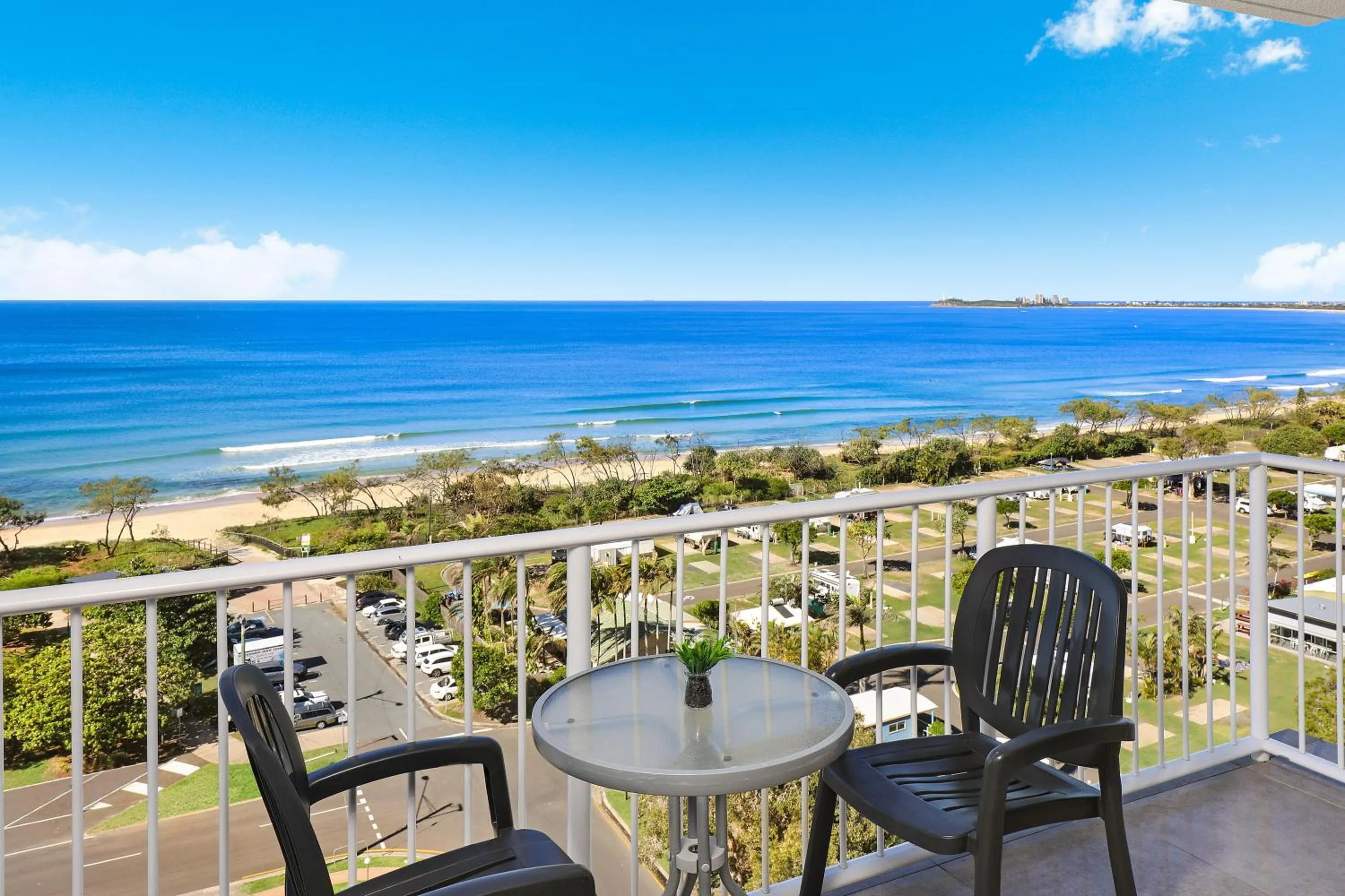 Sea view in Elouera Tower