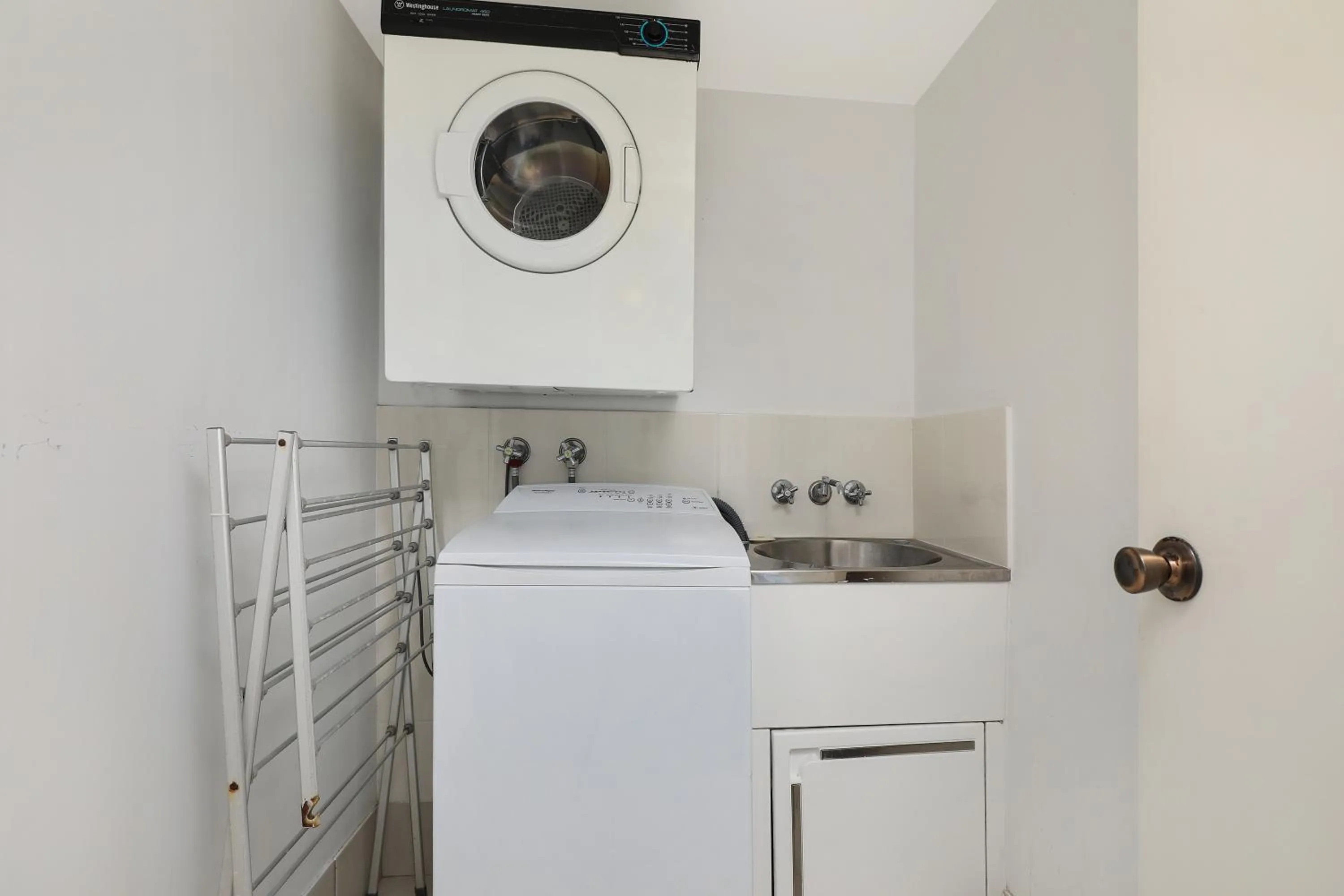 Area and facilities in Elouera Tower