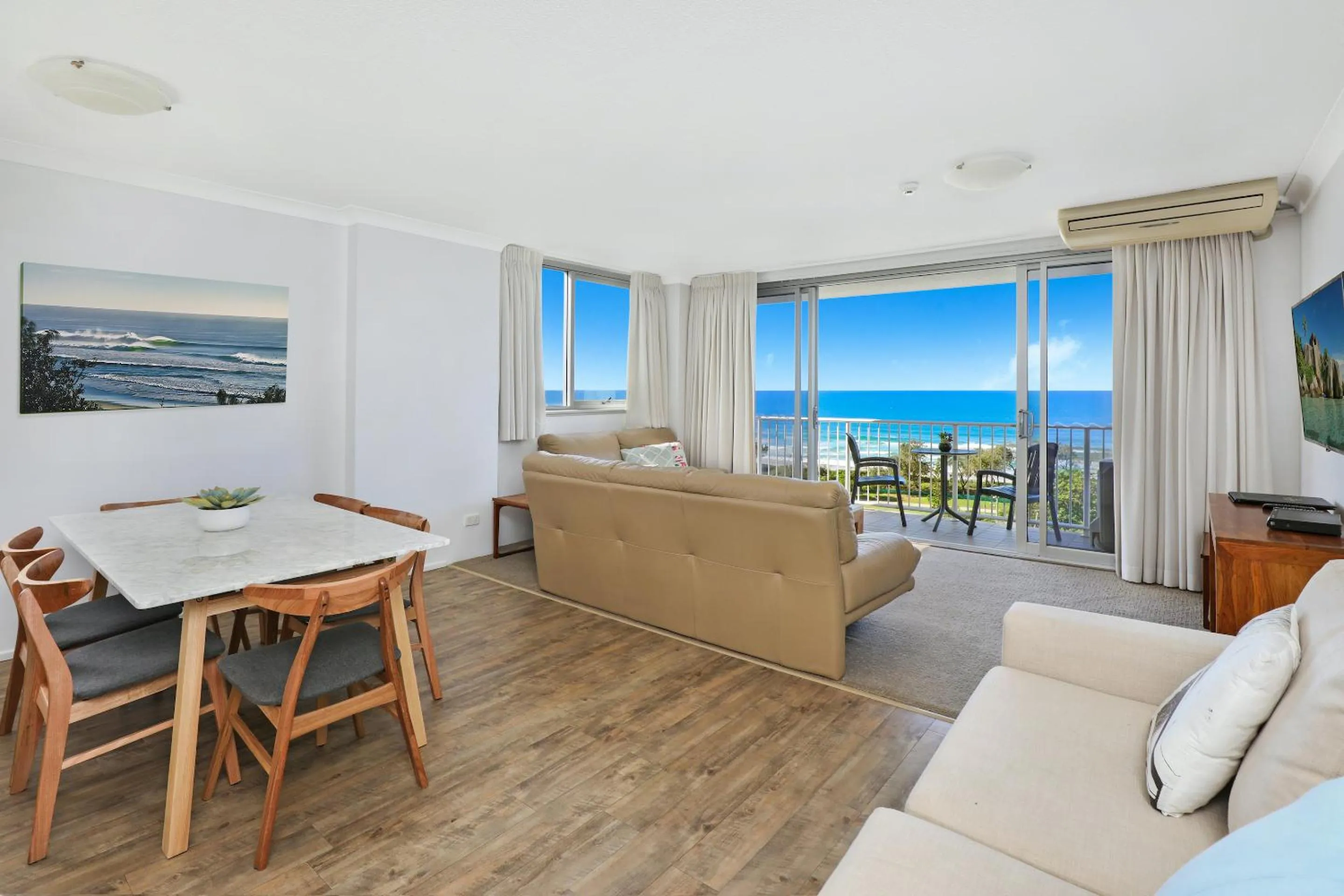 TV and multimedia in Elouera Tower