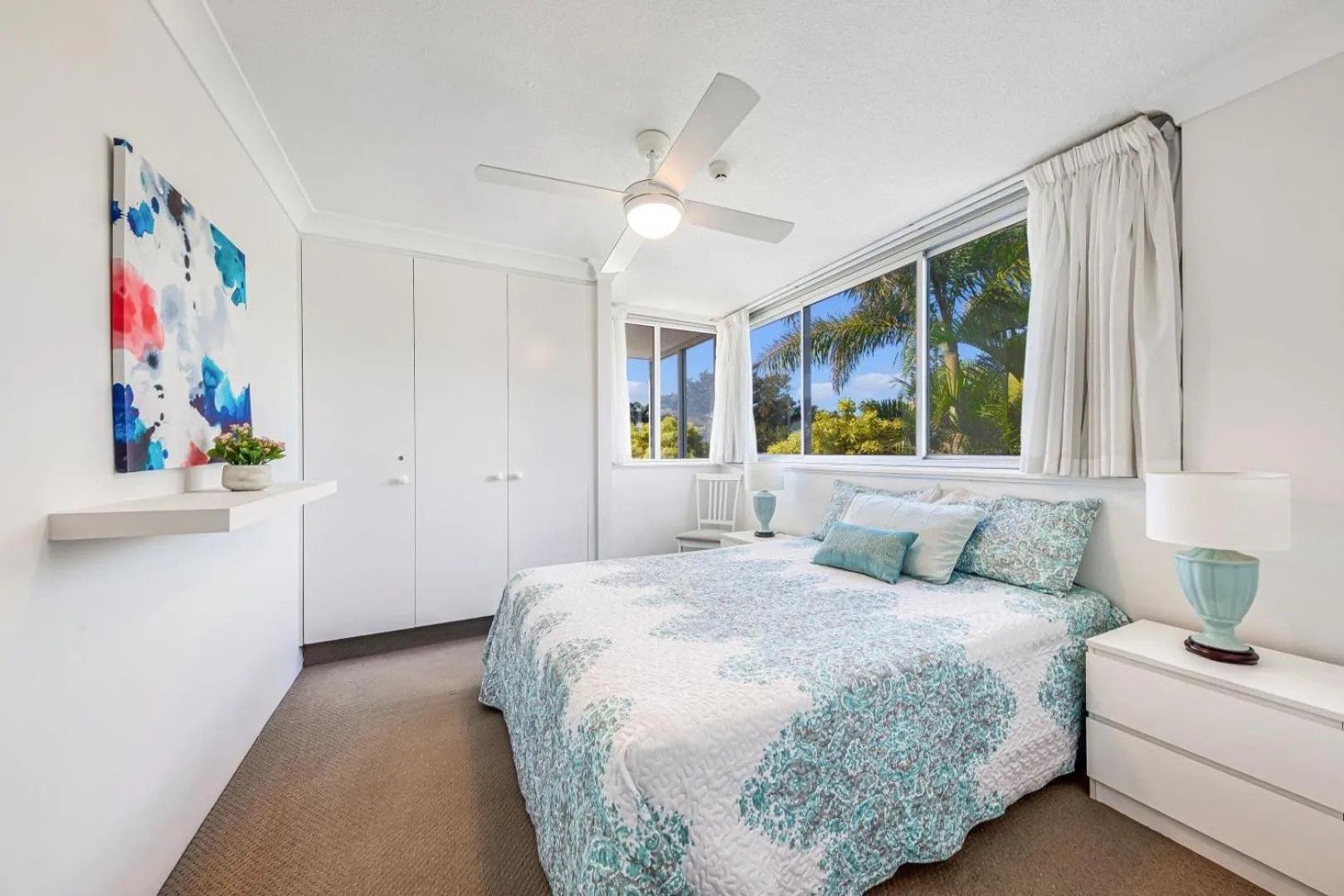 Bed in Elouera Tower